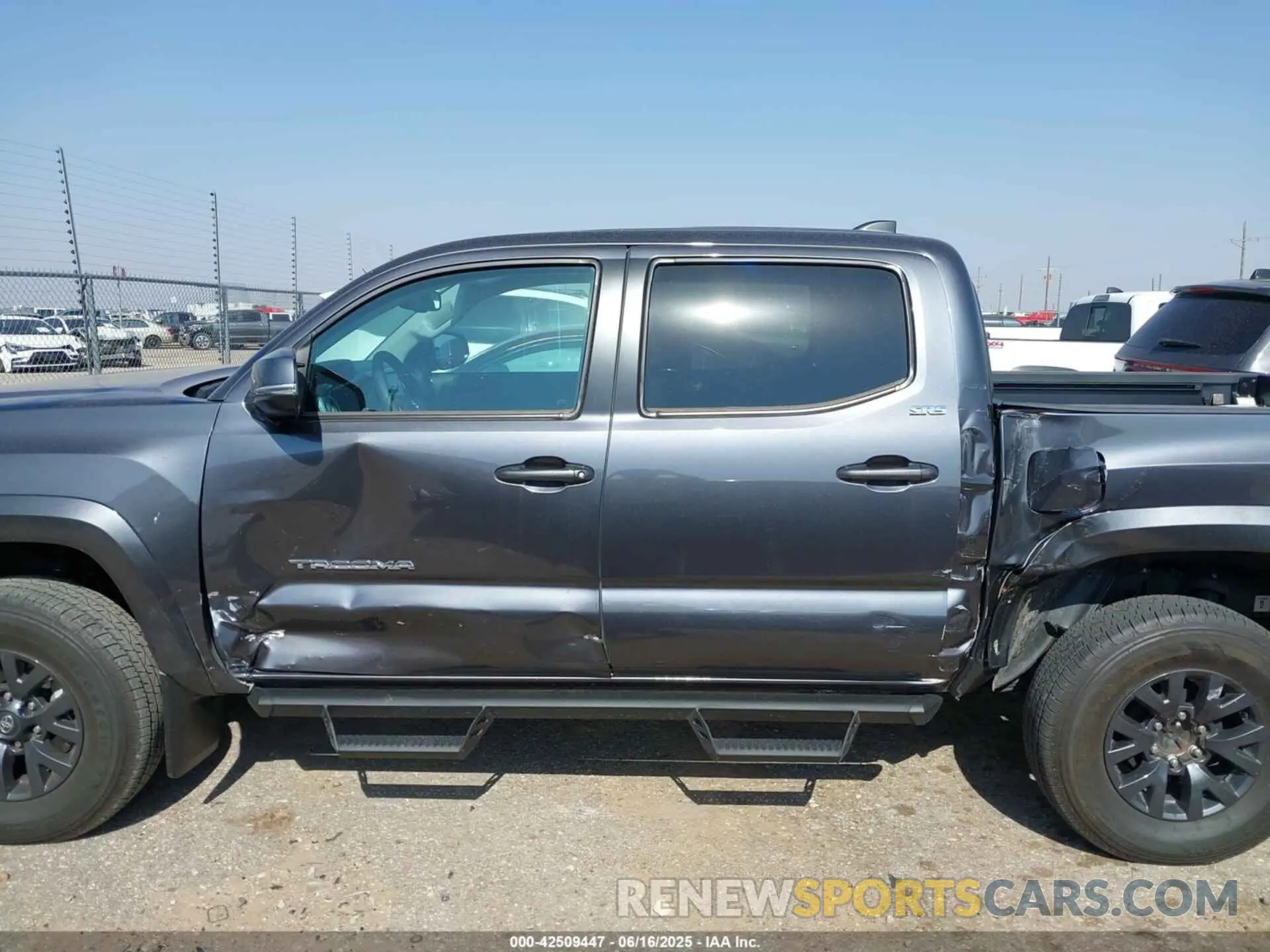 15 Фотография поврежденного автомобиля 3TYCZ5ANXPT165964 TOYOTA TACOMA 2023