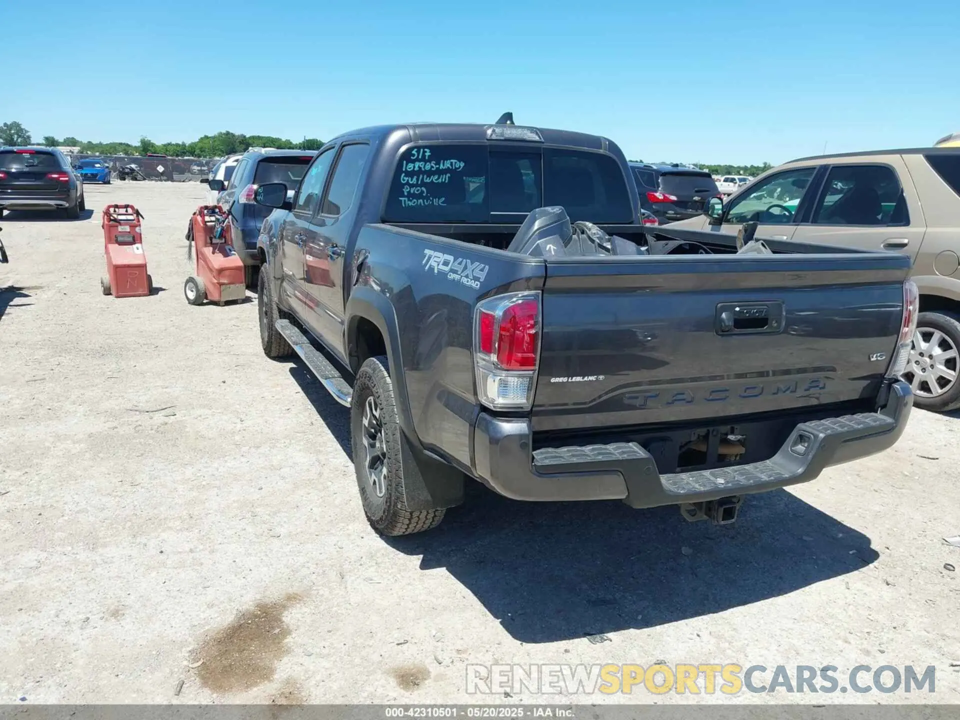 3 Photograph of a damaged car 3TYCZ5ANXPT167858 TOYOTA TACOMA 2023