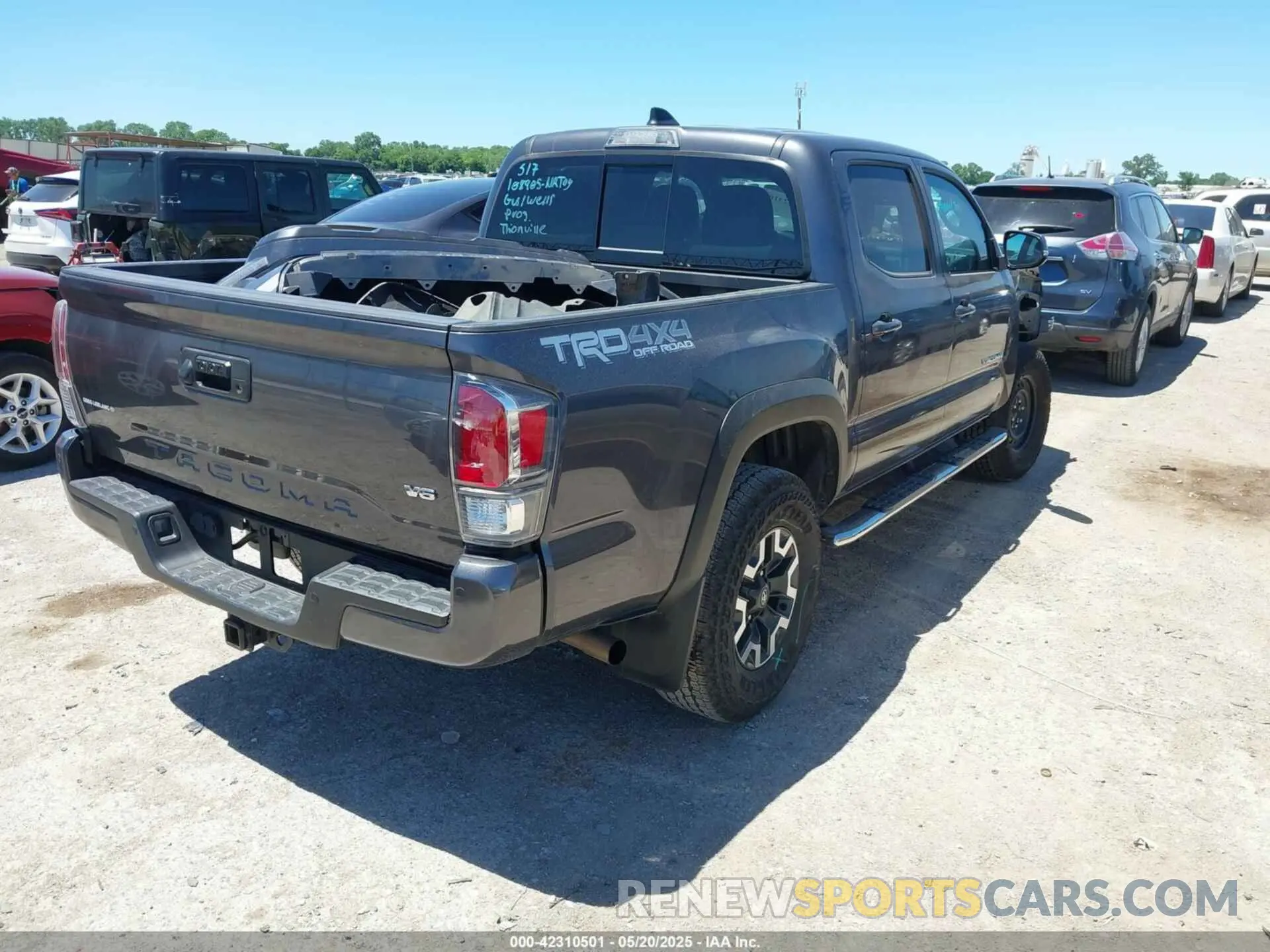 4 Photograph of a damaged car 3TYCZ5ANXPT167858 TOYOTA TACOMA 2023