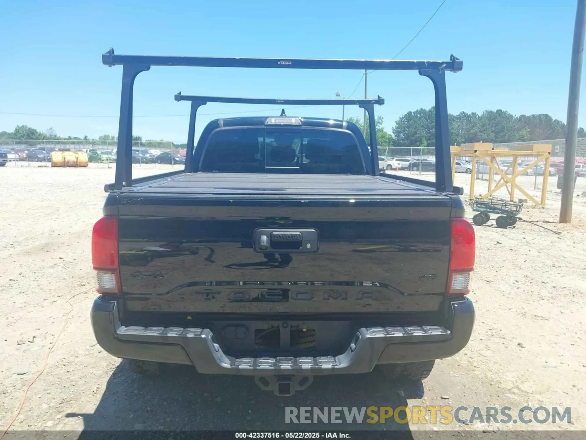 16 Photograph of a damaged car 3TYDZ5BN9PT020319 TOYOTA TACOMA 2023