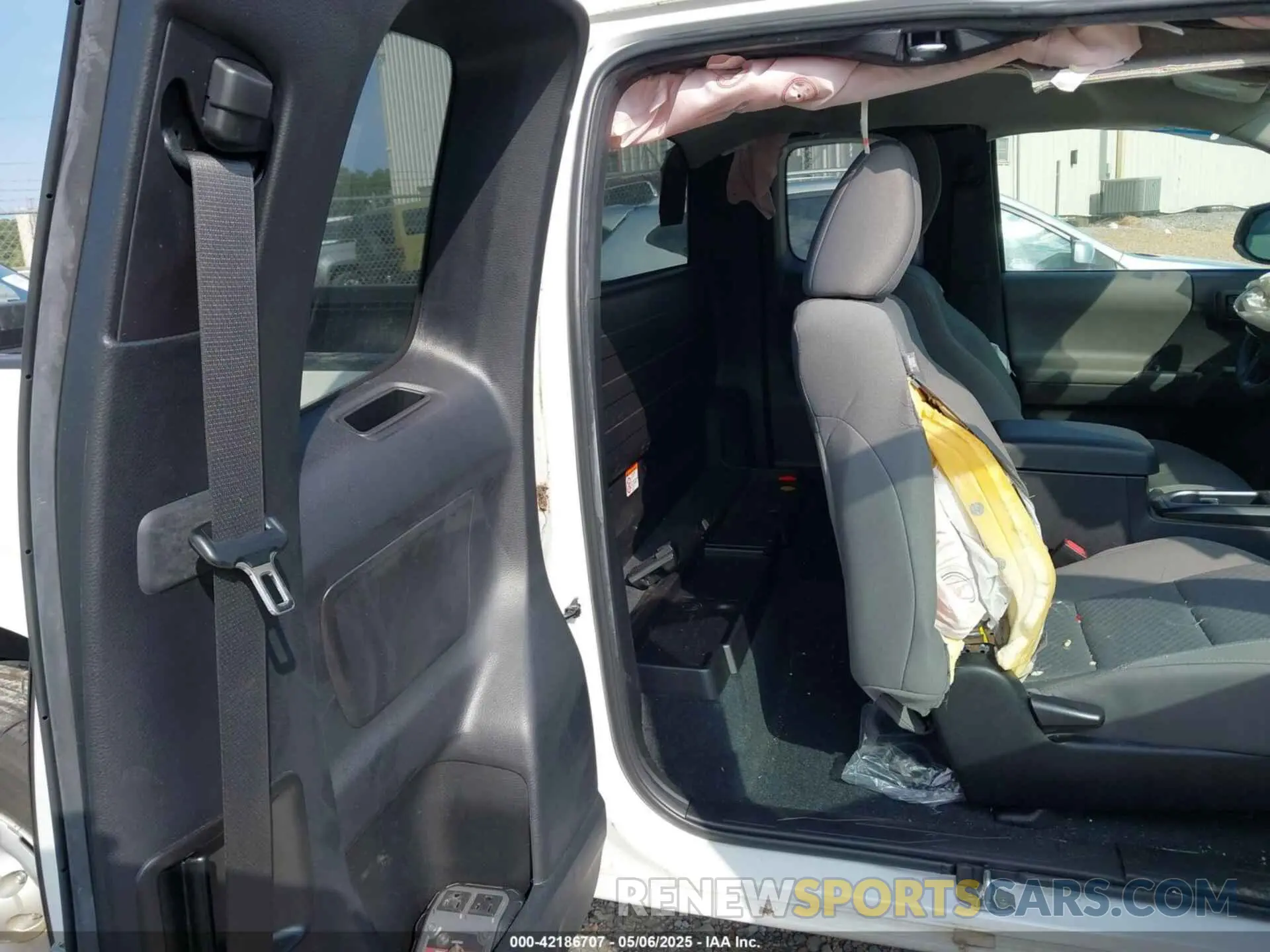5 Photograph of a damaged car 3TYRX5GN2PT074548 TOYOTA TACOMA 2023