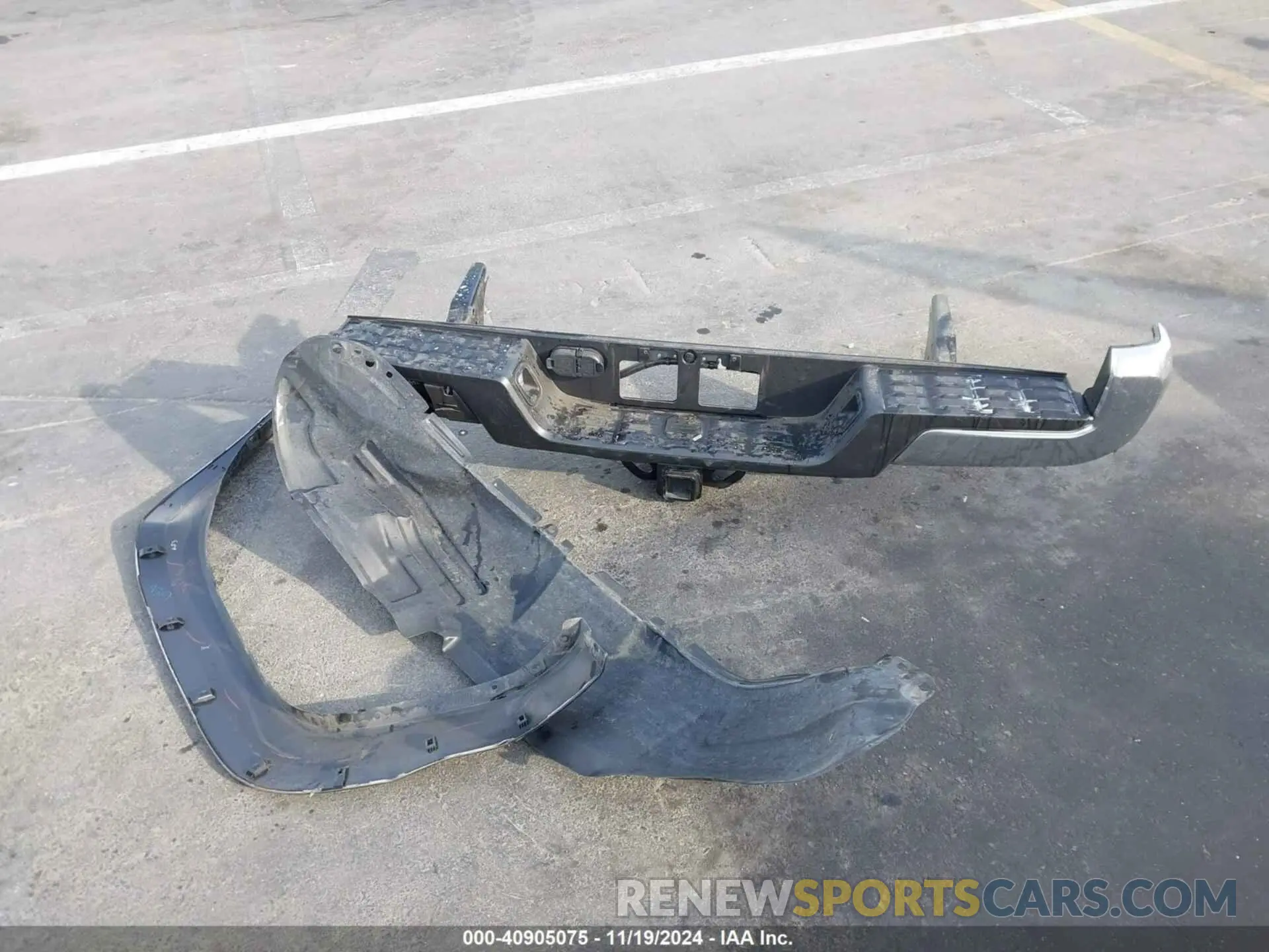 12 Photograph of a damaged car 3TYRZ5CN0PT025235 TOYOTA TACOMA 2023