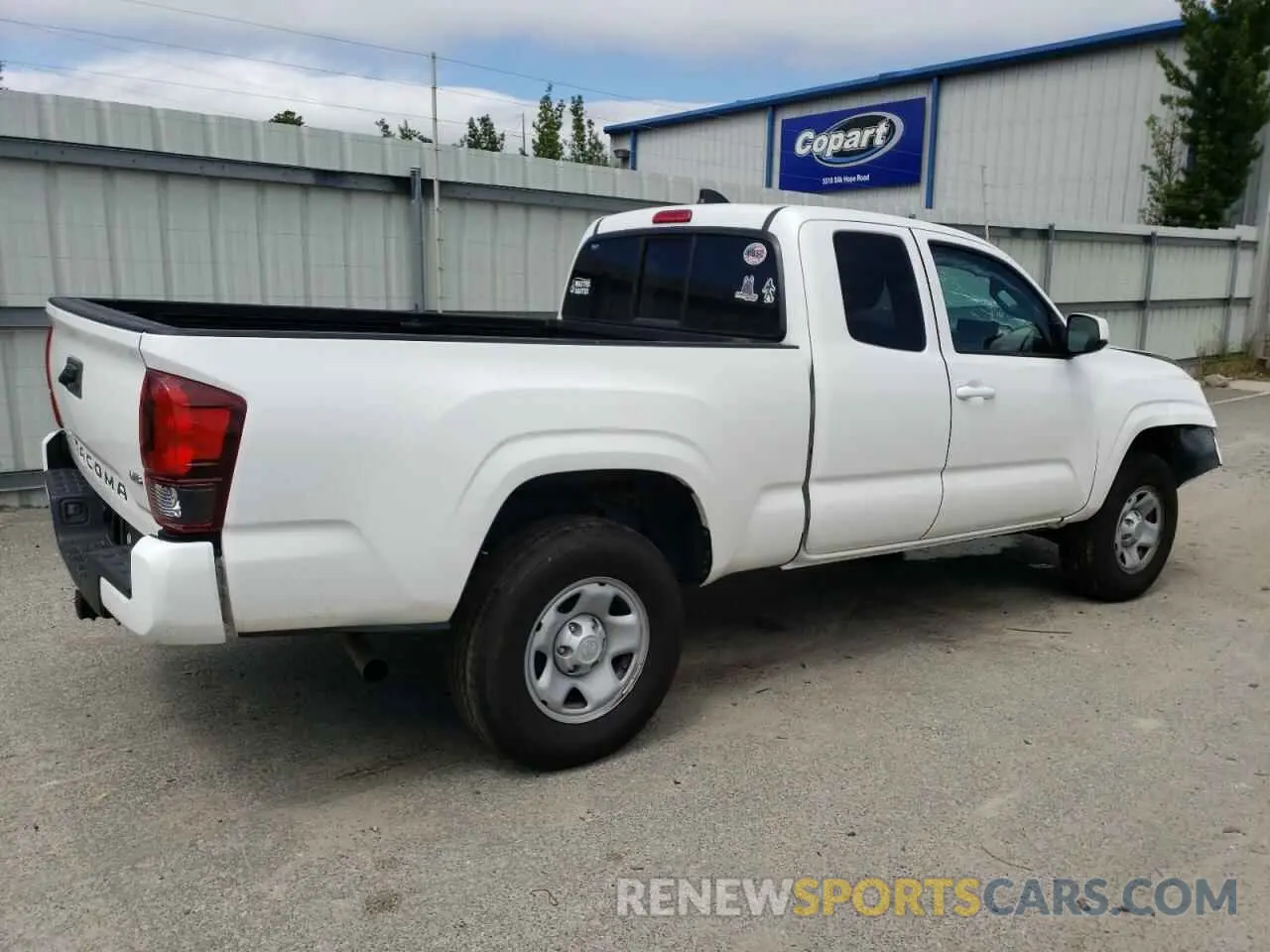 3 Photograph of a damaged car 3TYRZ5CN3PT024807 TOYOTA TACOMA 2023