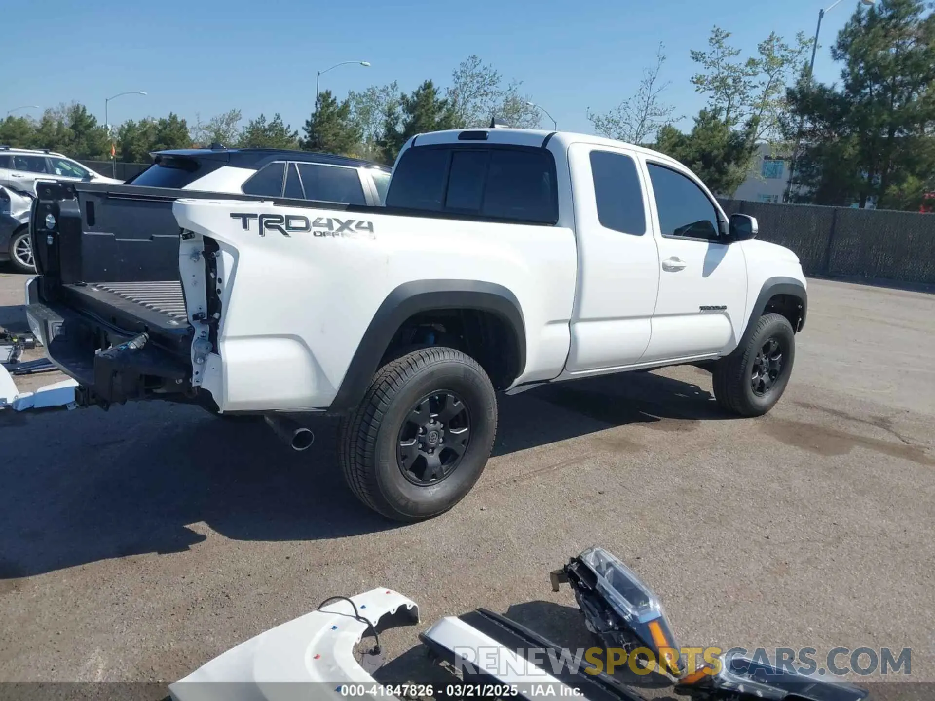 4 Фотография поврежденного автомобиля 3TYSZ5AN3PT123017 TOYOTA TACOMA 2023