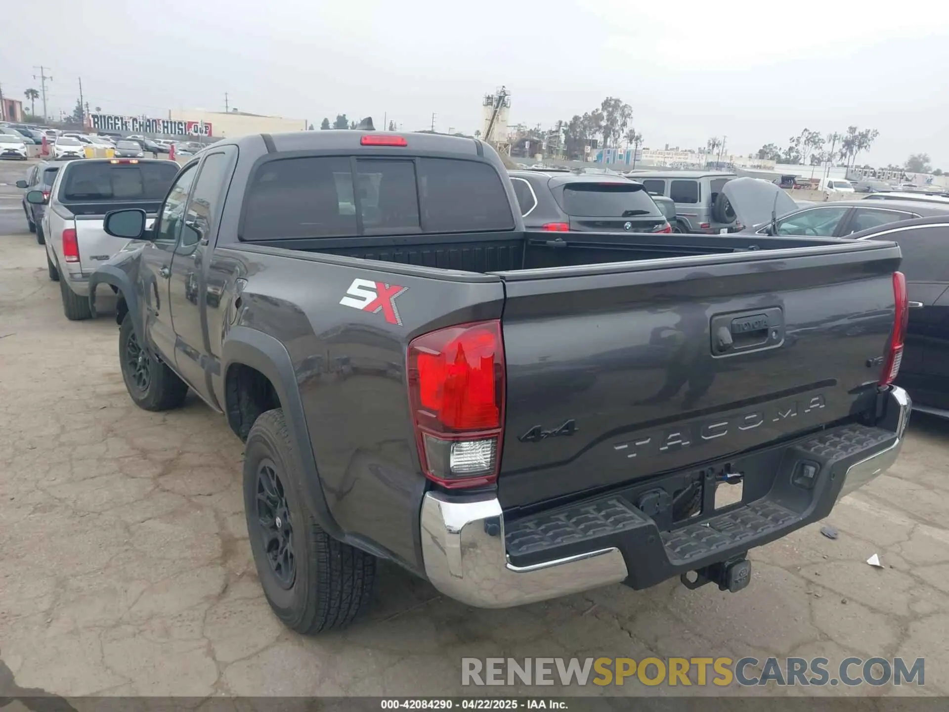 3 Фотография поврежденного автомобиля 3TYSZ5AN7PT106205 TOYOTA TACOMA 2023