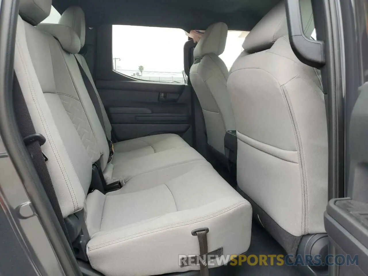 10 Фотография поврежденного автомобиля 3TMKB5FN1RM021257 TOYOTA TACOMA 2024