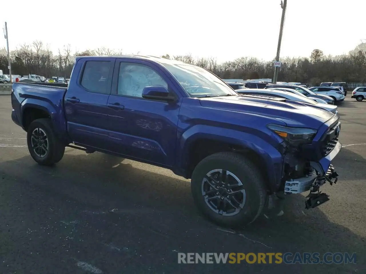 4 Фотография поврежденного автомобиля 3TMKB5FN3RM011183 TOYOTA TACOMA 2024
