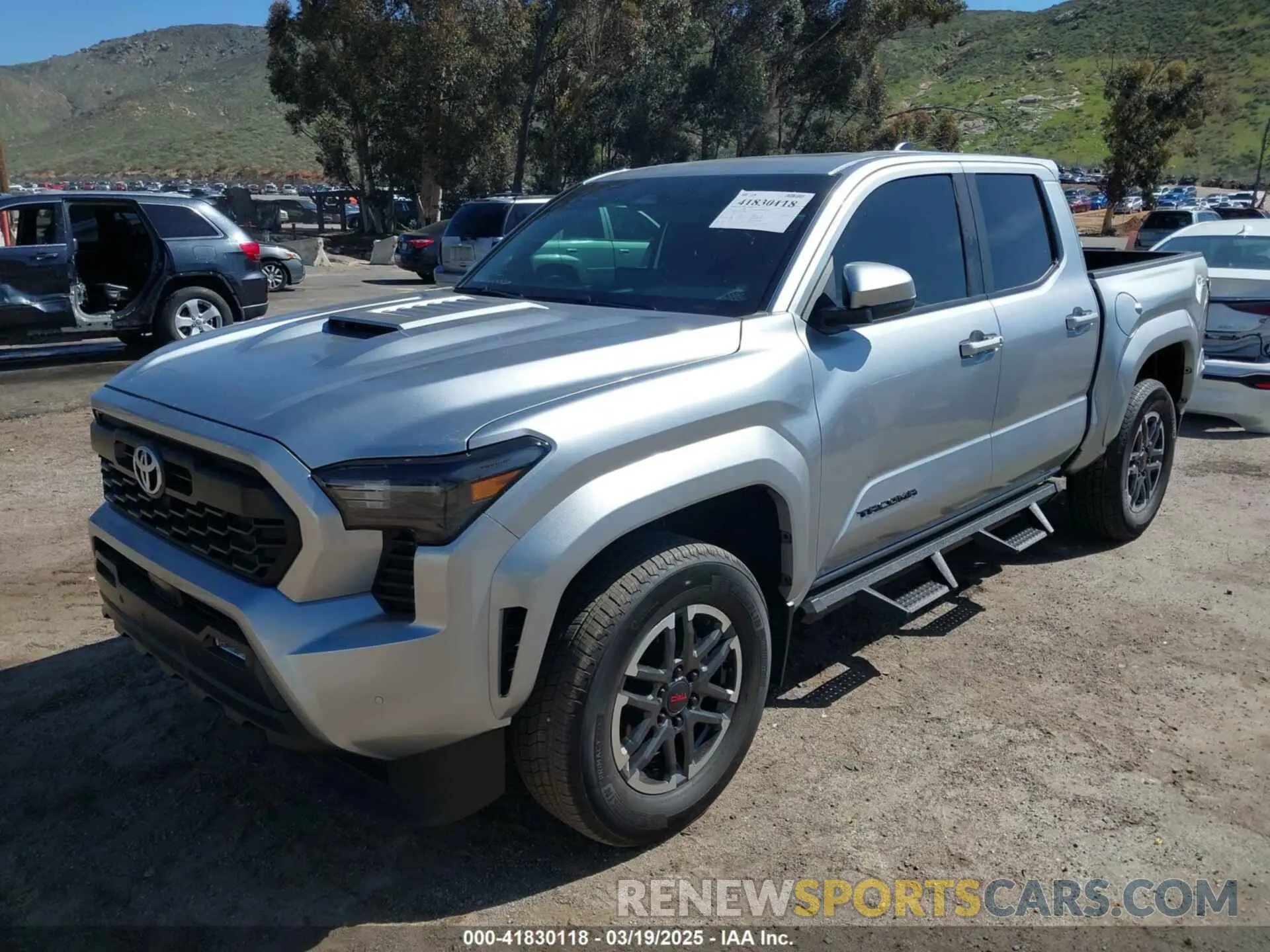 2 Фотография поврежденного автомобиля 3TMKB5FN4RM000807 TOYOTA TACOMA 2024