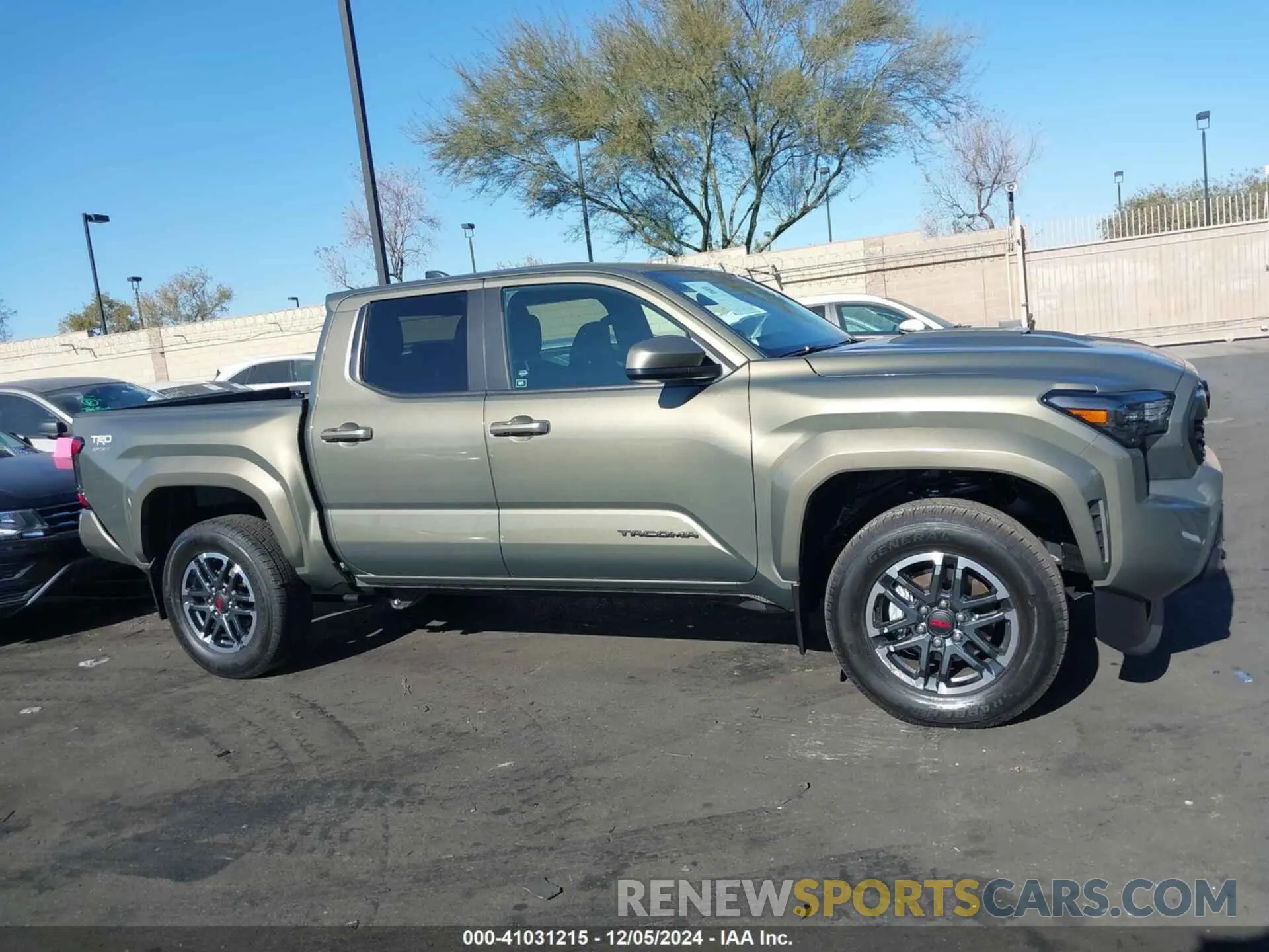 13 Photograph of a damaged car 3TMKB5FN8RM016539 TOYOTA TACOMA 2024