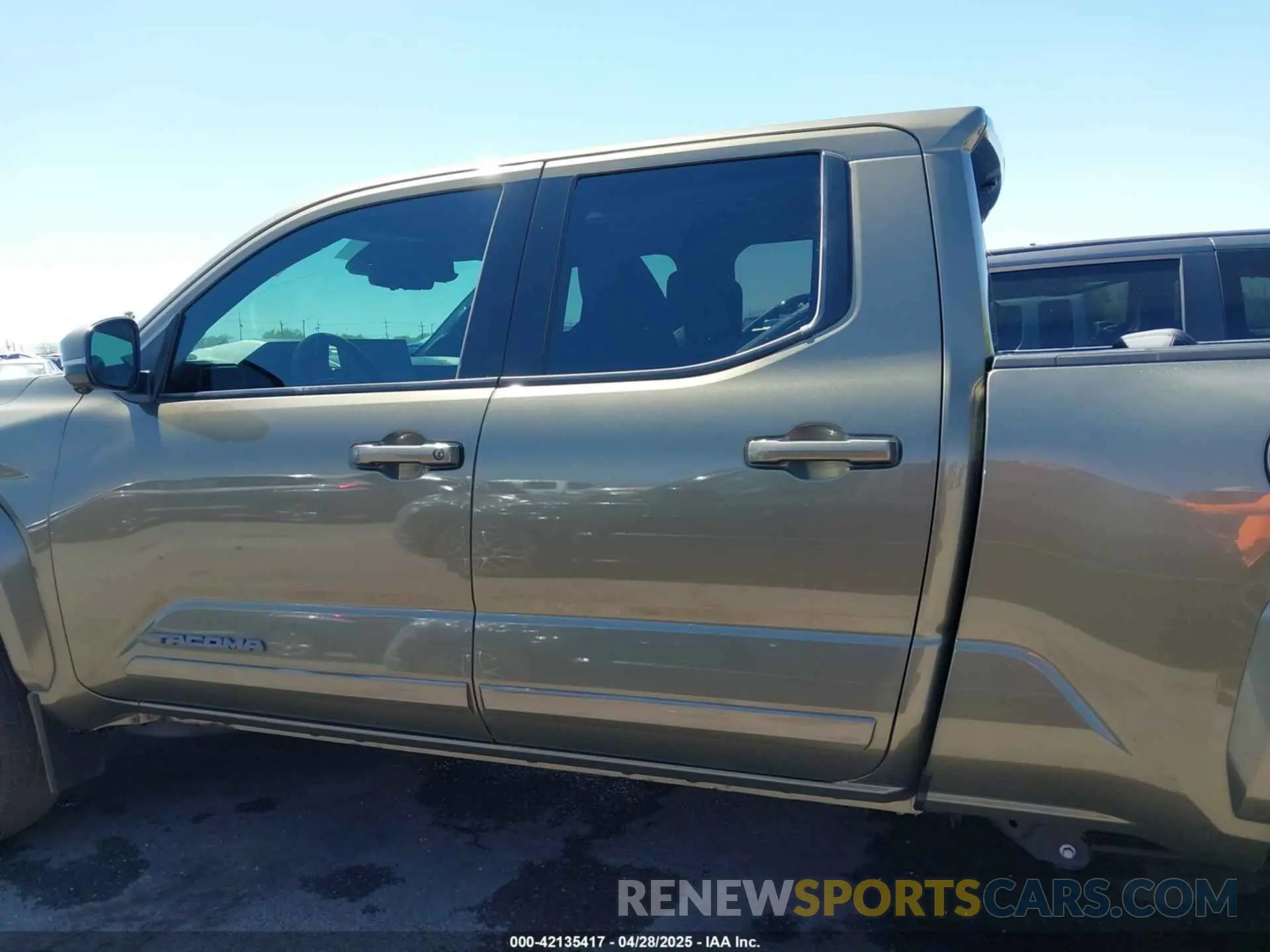15 Фотография поврежденного автомобиля 3TMLB5FN4RM020737 TOYOTA TACOMA 2024