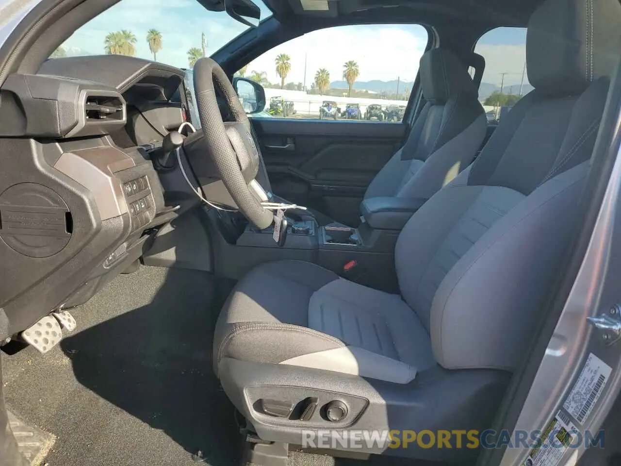 7 Фотография поврежденного автомобиля 3TMLB5FN6RM024580 TOYOTA TACOMA 2024