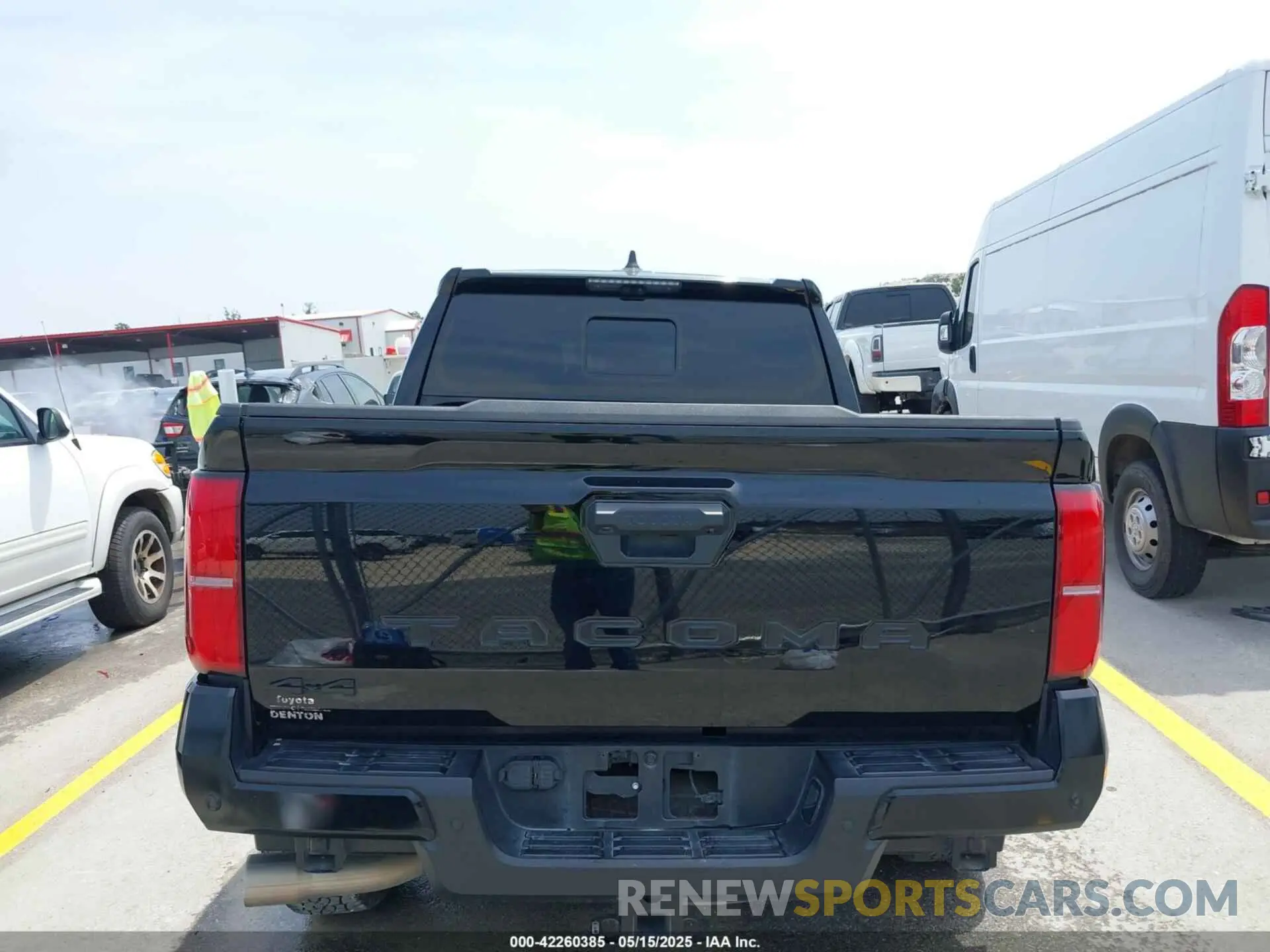 16 Photograph of a damaged car 3TMLB5JN0RM026574 TOYOTA TACOMA 2024