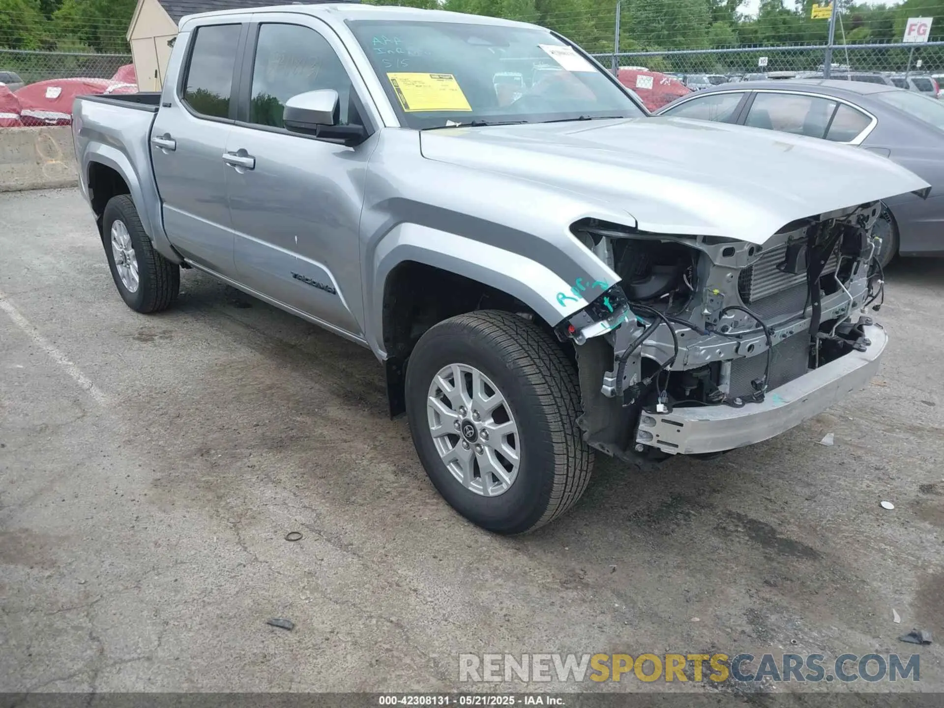 1 Photograph of a damaged car 3TMLB5JN1RM020265 TOYOTA TACOMA 2024