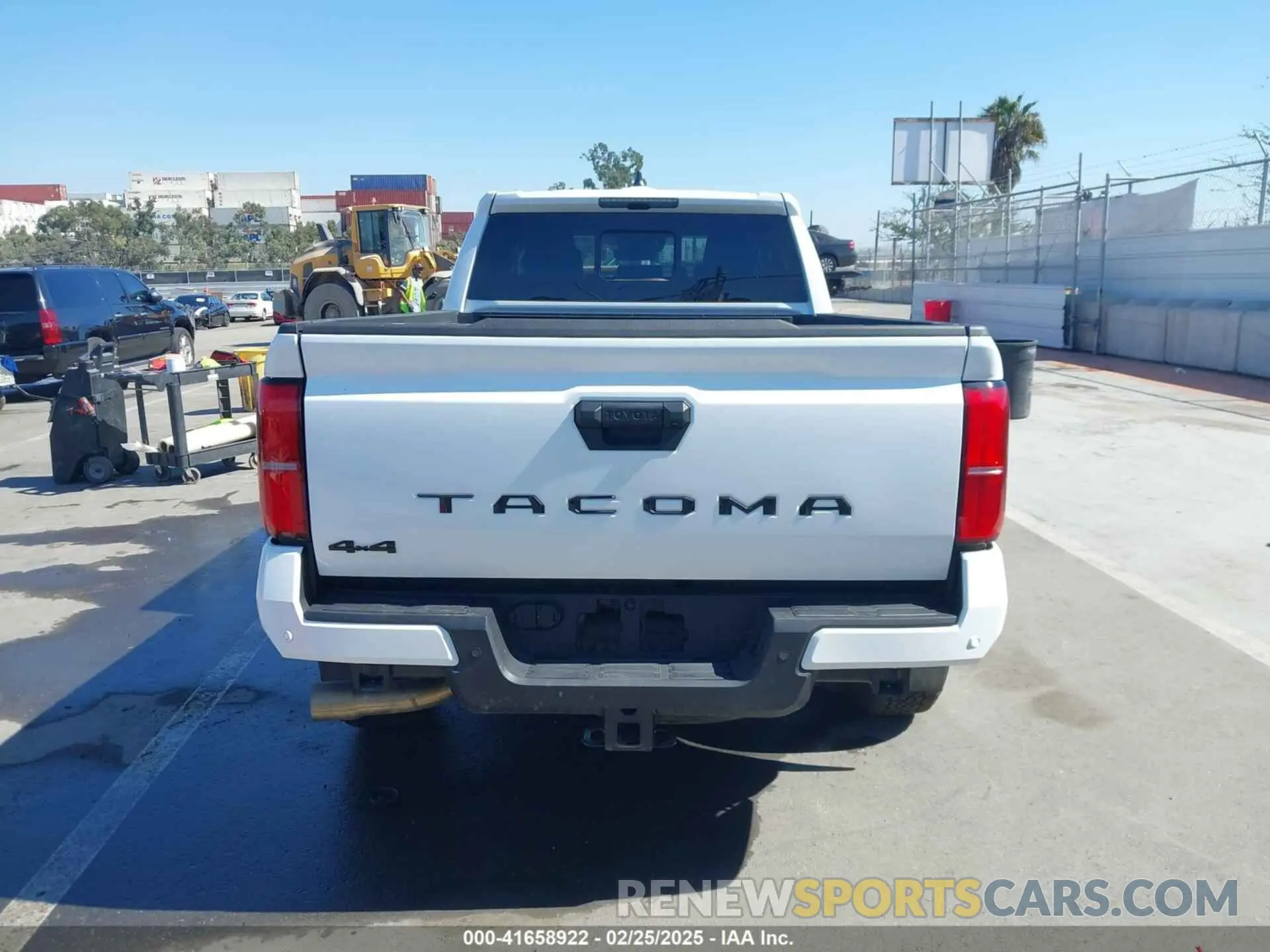 16 Фотография поврежденного автомобиля 3TMLB5JN1RM050446 TOYOTA TACOMA 2024