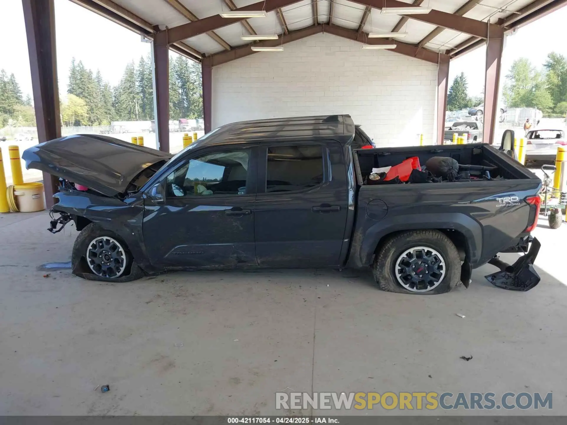 13 Фотография поврежденного автомобиля 3TMLB5JN1RM068963 TOYOTA TACOMA 2024
