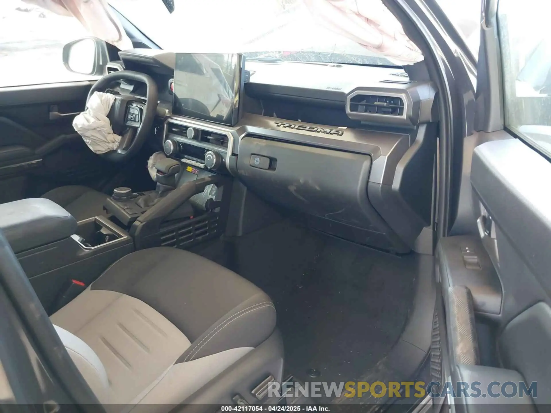 5 Фотография поврежденного автомобиля 3TMLB5JN1RM068963 TOYOTA TACOMA 2024