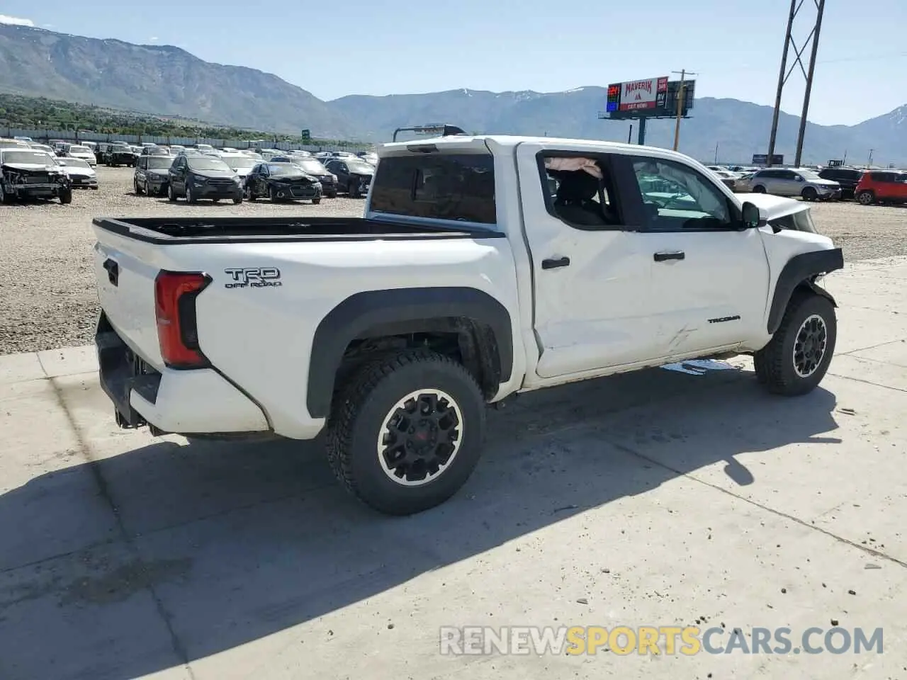 3 Photograph of a damaged car 3TMLB5JN2RM007444 TOYOTA TACOMA 2024