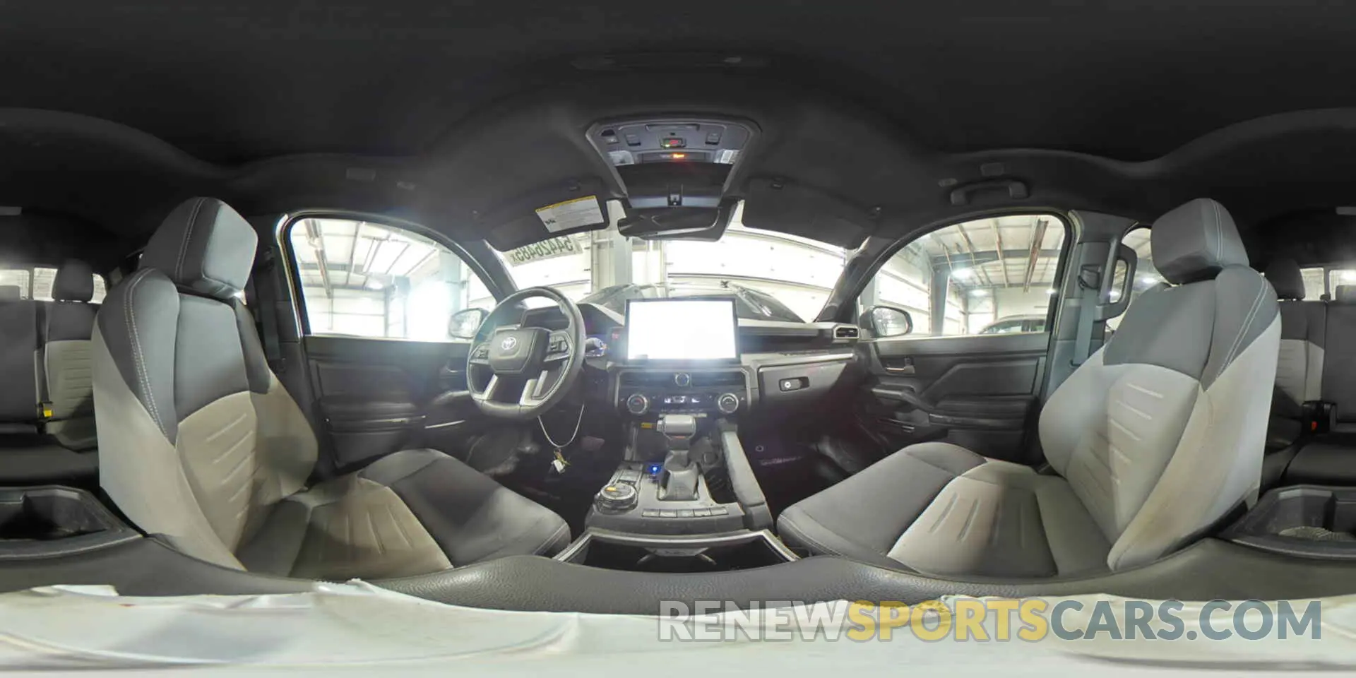 15 Фотография поврежденного автомобиля 3TMLB5JN2RM018329 TOYOTA TACOMA 2024