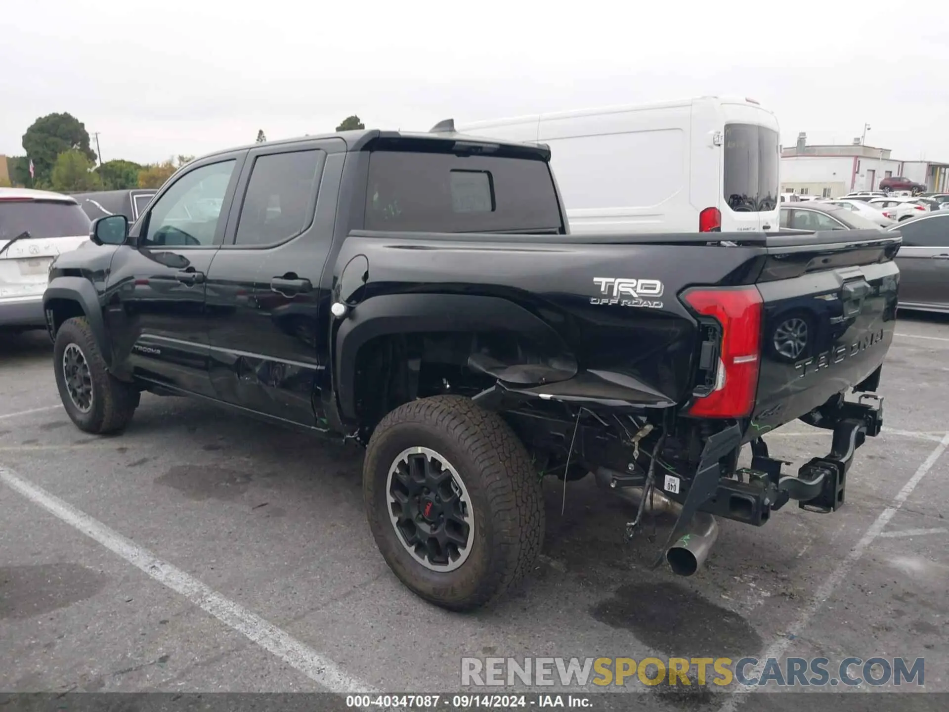 3 Фотография поврежденного автомобиля 3TMLB5JN2RM030514 TOYOTA TACOMA 2024
