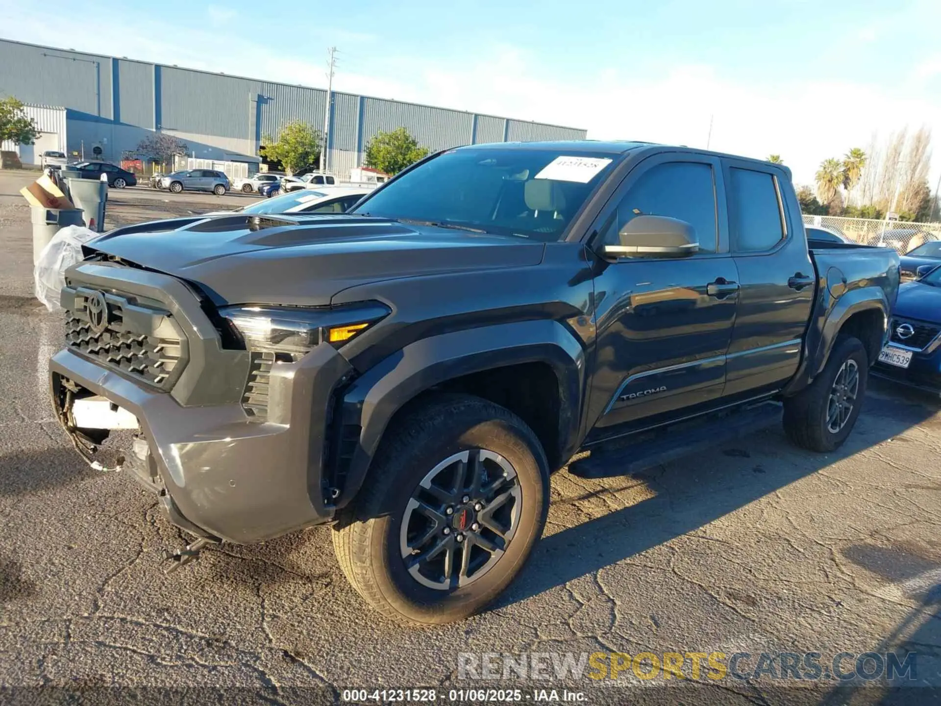 2 Фотография поврежденного автомобиля 3TMLB5JN3RM046513 TOYOTA TACOMA 2024