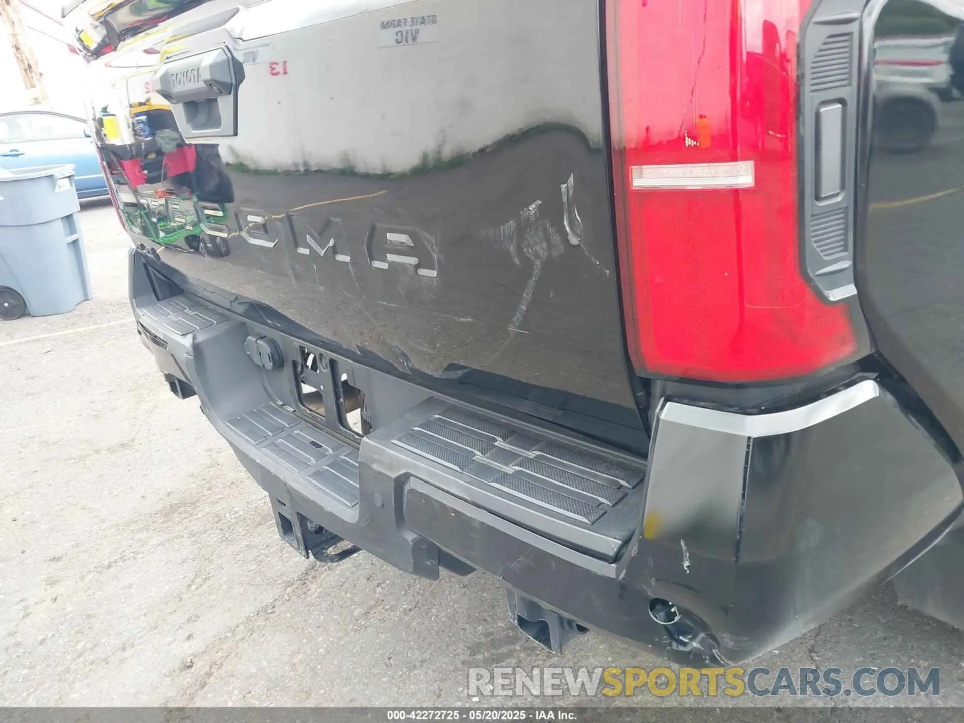 17 Фотография поврежденного автомобиля 3TMLB5JN3RM047323 TOYOTA TACOMA 2024