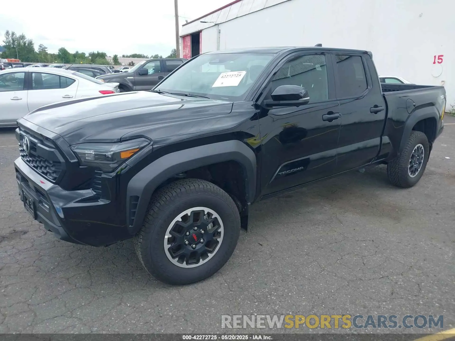 2 Фотография поврежденного автомобиля 3TMLB5JN3RM047323 TOYOTA TACOMA 2024