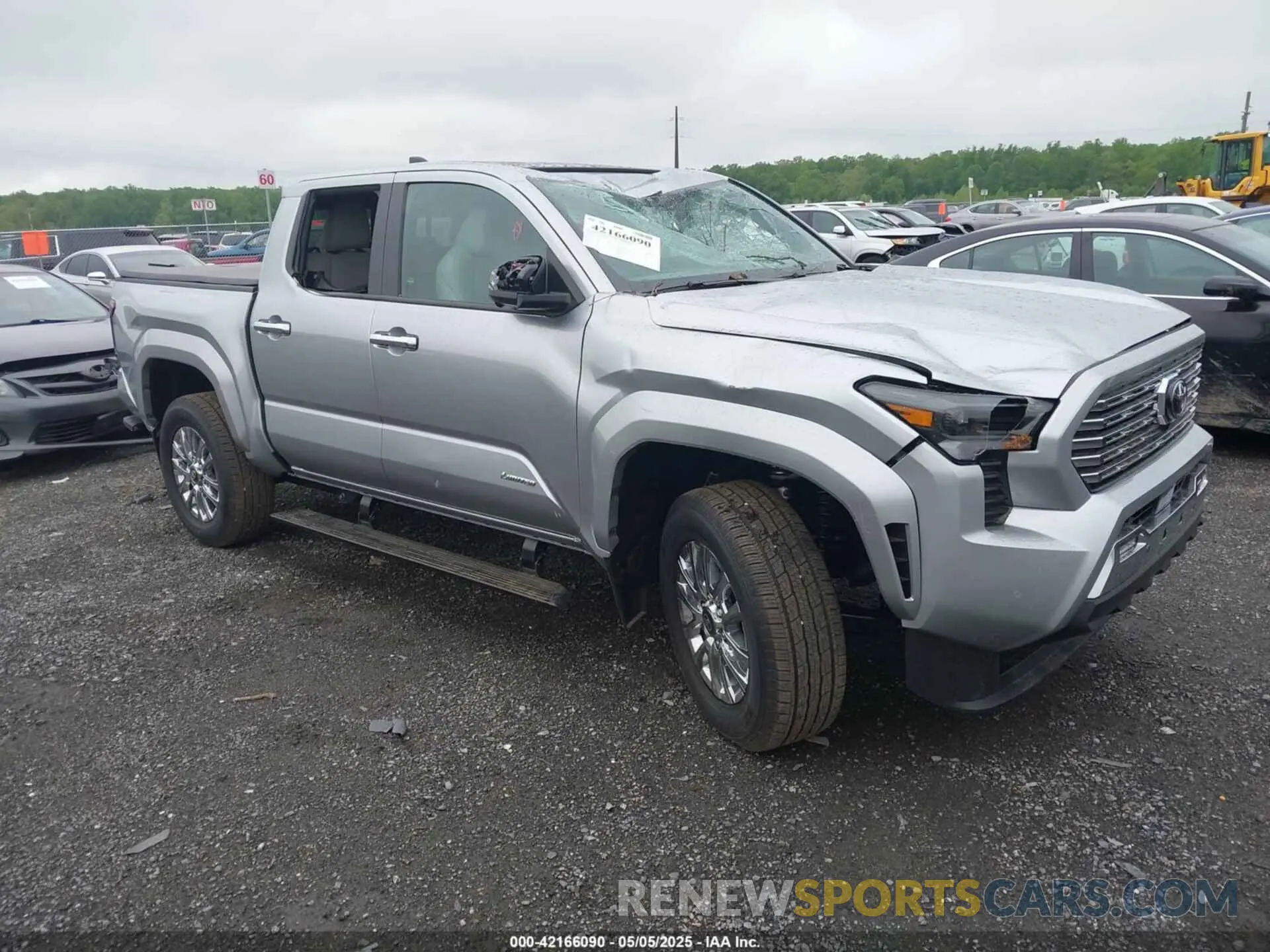 1 Фотография поврежденного автомобиля 3TMLB5JN3RM061237 TOYOTA TACOMA 2024