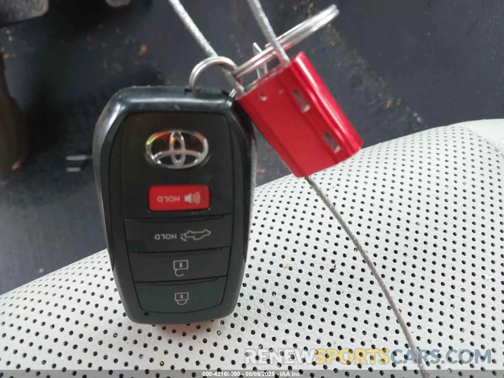11 Фотография поврежденного автомобиля 3TMLB5JN3RM061237 TOYOTA TACOMA 2024
