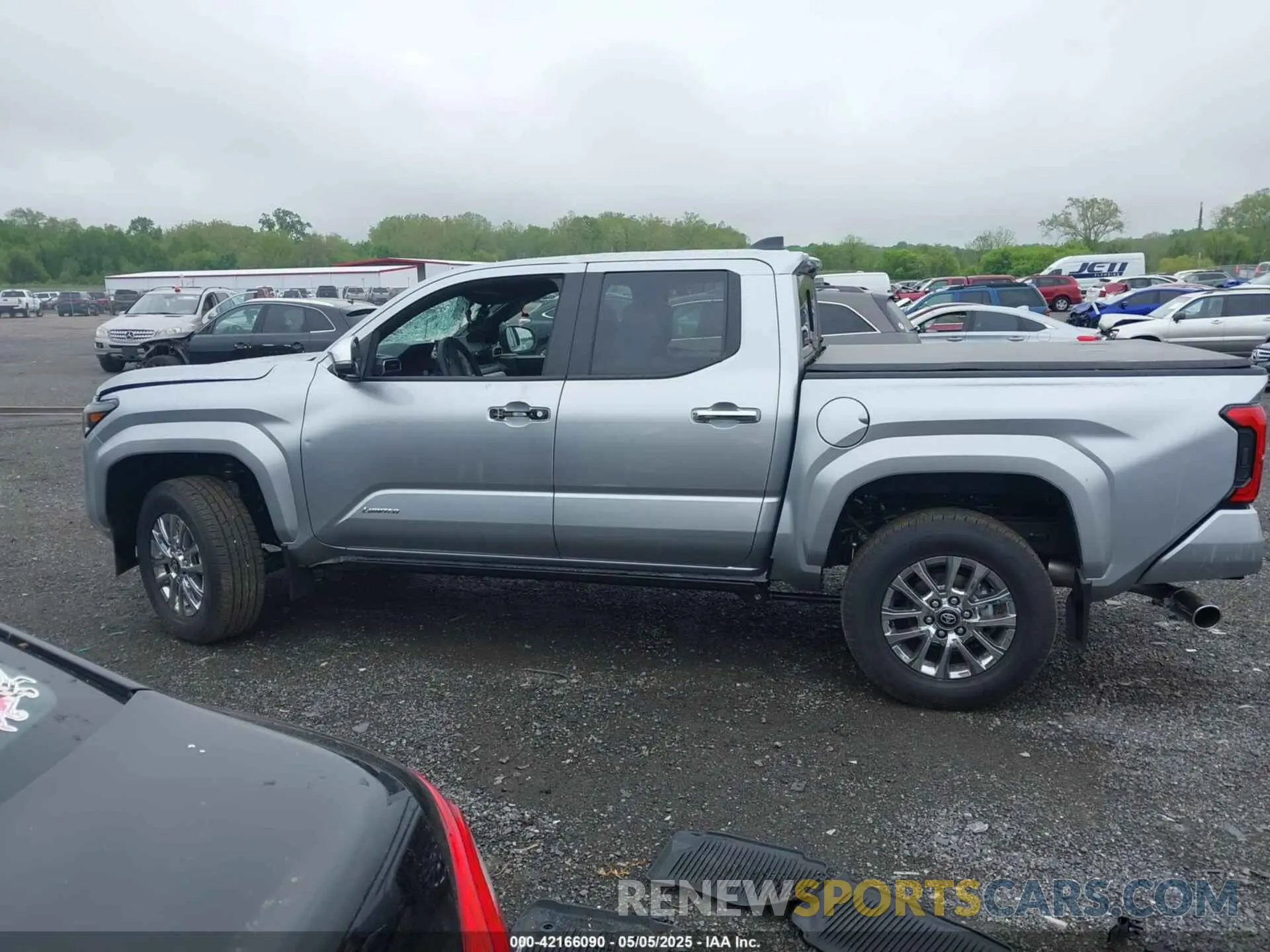 15 Фотография поврежденного автомобиля 3TMLB5JN3RM061237 TOYOTA TACOMA 2024