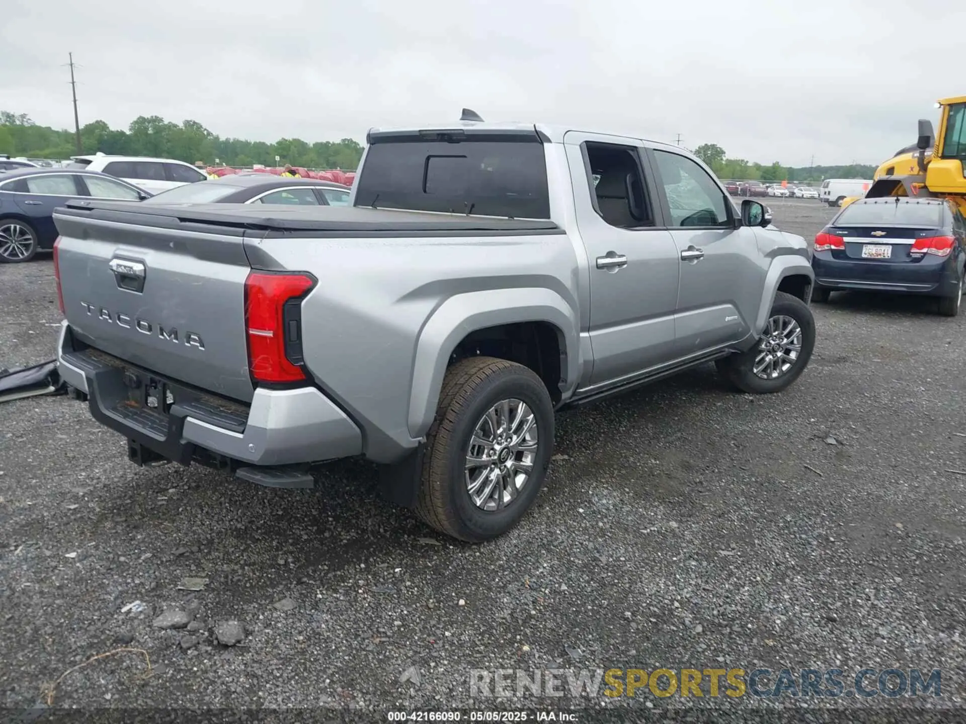 4 Фотография поврежденного автомобиля 3TMLB5JN3RM061237 TOYOTA TACOMA 2024