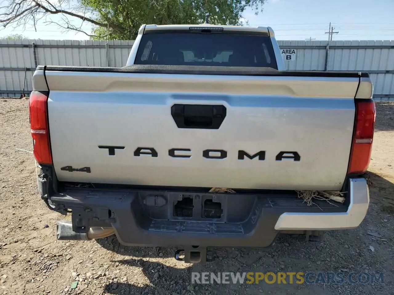 6 Photograph of a damaged car 3TMLB5JN4RM009406 TOYOTA TACOMA 2024