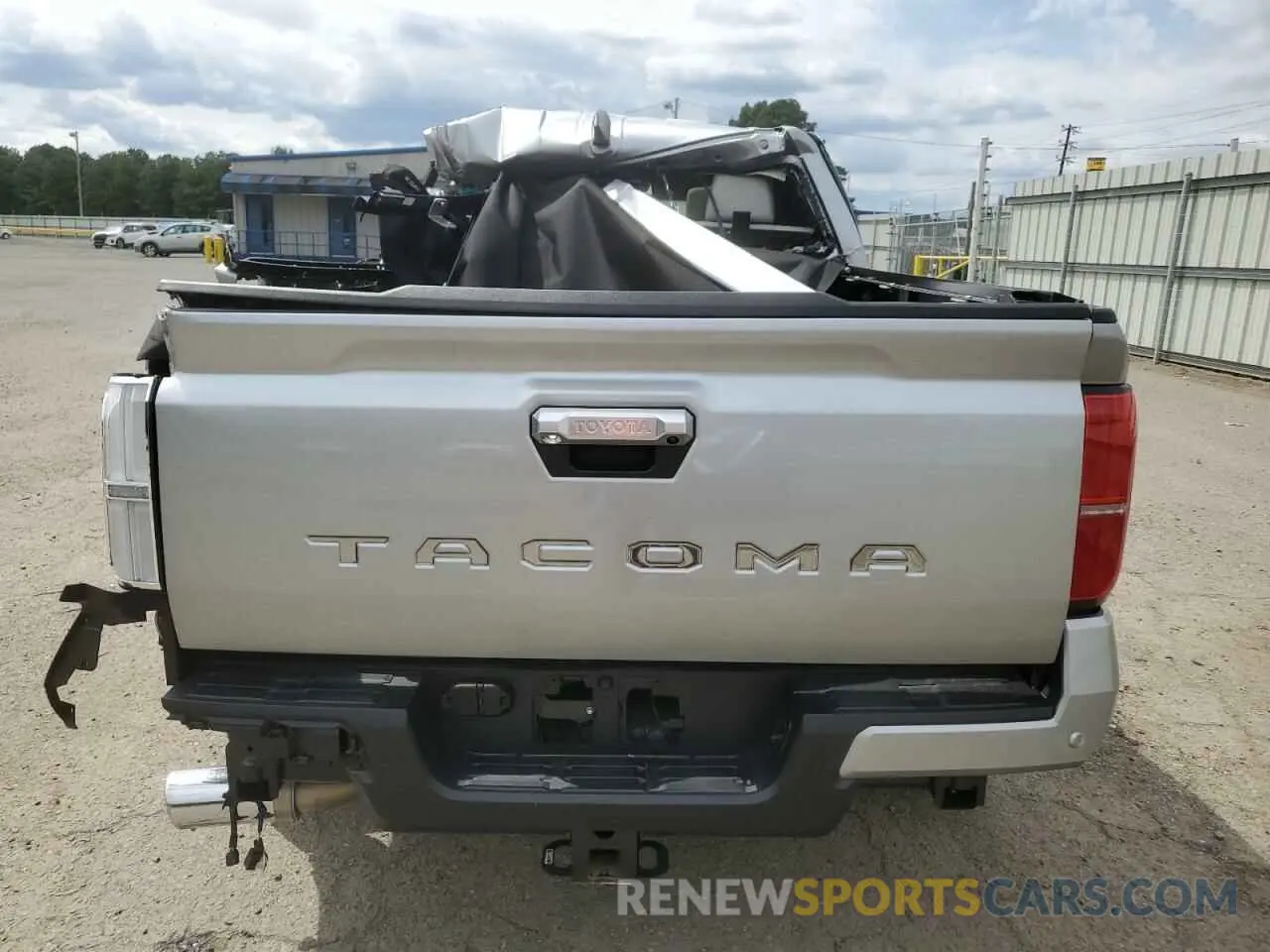 6 Фотография поврежденного автомобиля 3TMLB5JN4RM012869 TOYOTA TACOMA 2024