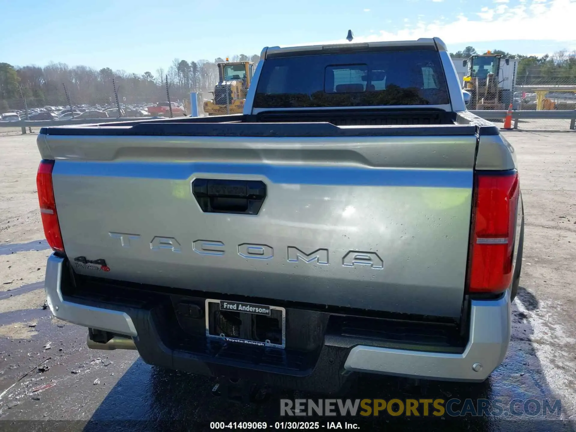 17 Фотография поврежденного автомобиля 3TMLB5JN4RM022026 TOYOTA TACOMA 2024