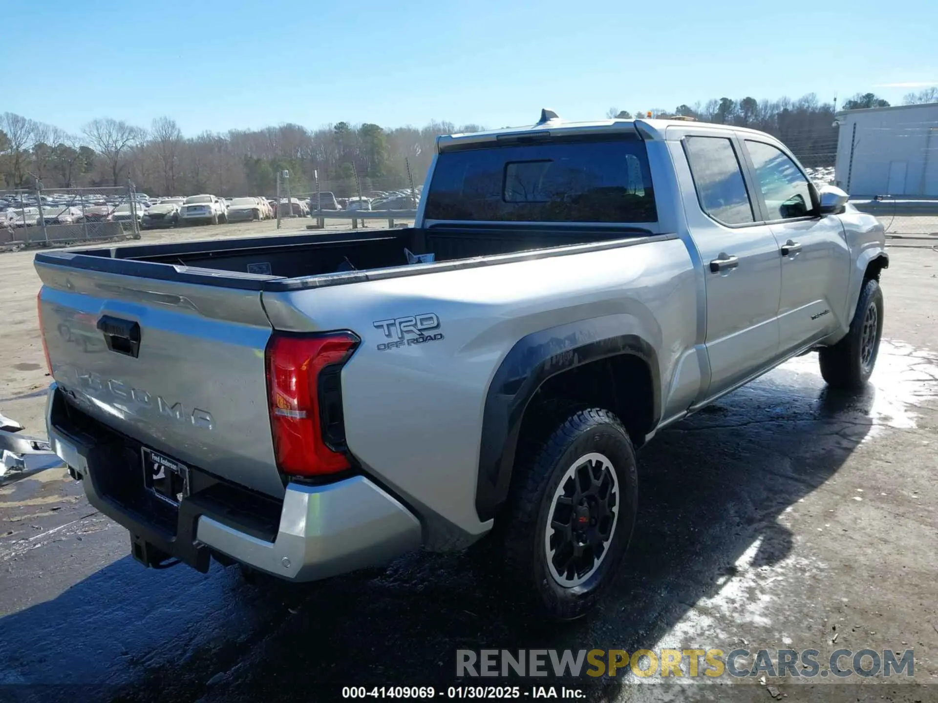 4 Фотография поврежденного автомобиля 3TMLB5JN4RM022026 TOYOTA TACOMA 2024