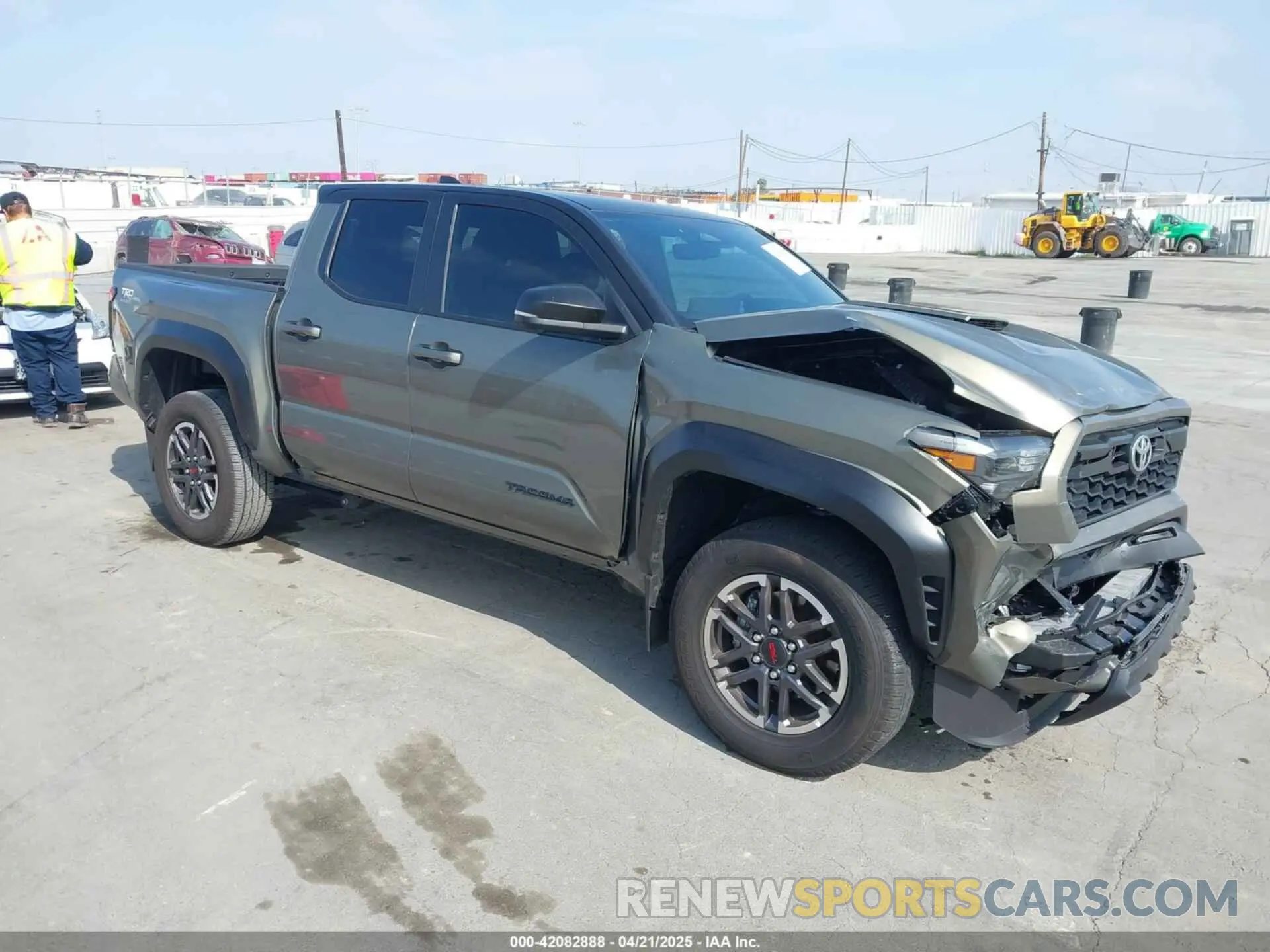 1 Фотография поврежденного автомобиля 3TMLB5JN4RM047640 TOYOTA TACOMA 2024