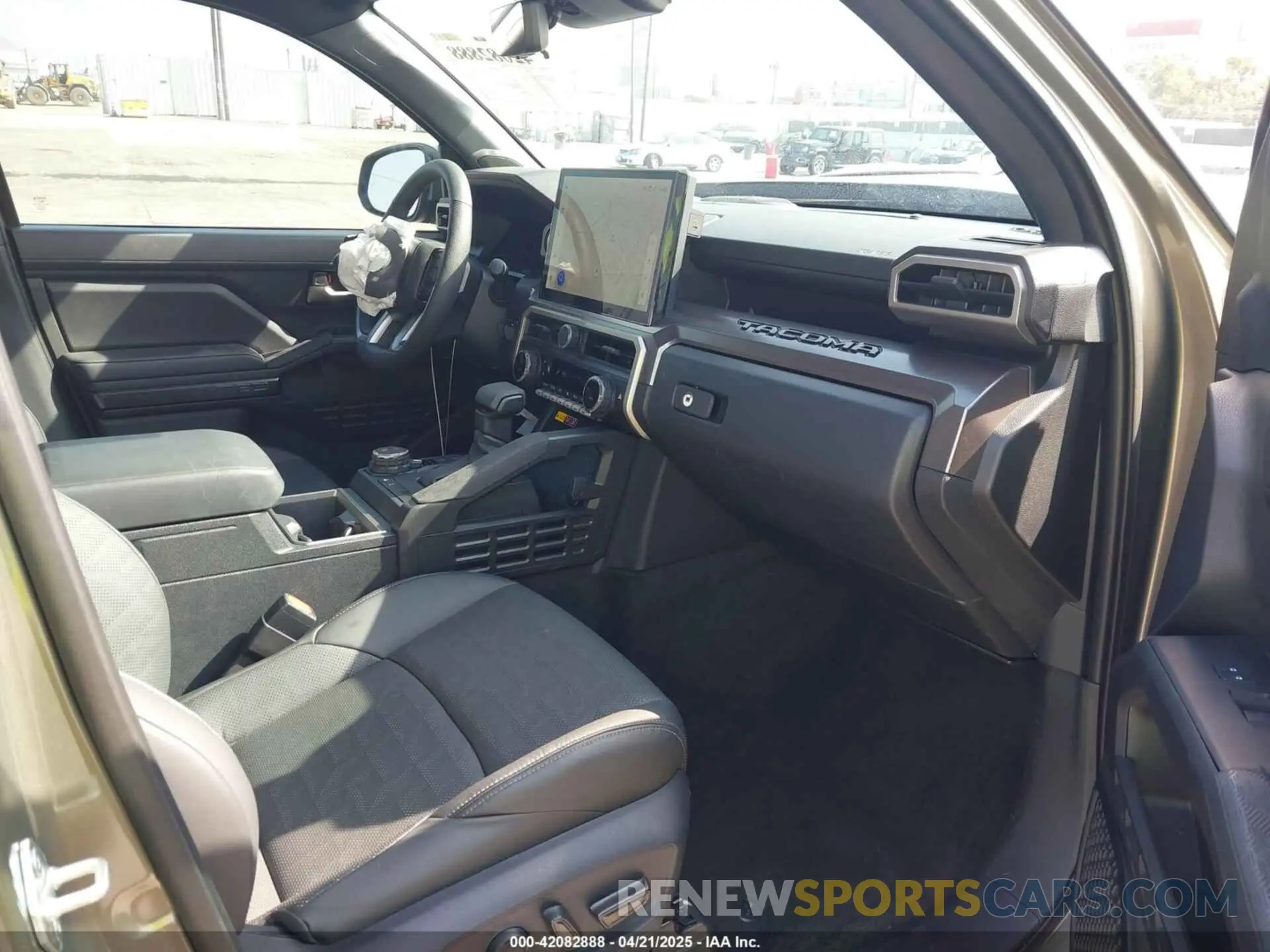 5 Фотография поврежденного автомобиля 3TMLB5JN4RM047640 TOYOTA TACOMA 2024