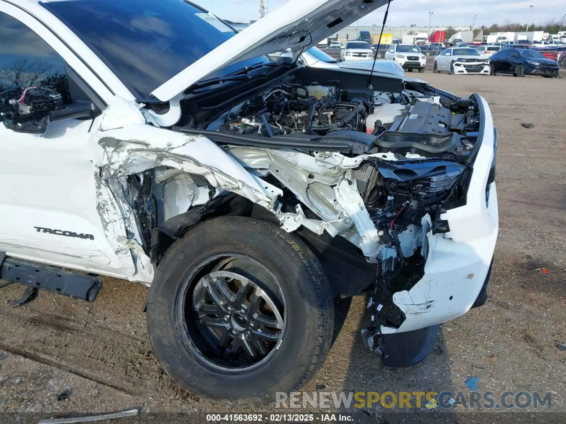 6 Photograph of a damaged car 3TMLB5JN4RM069704 TOYOTA TACOMA 2024