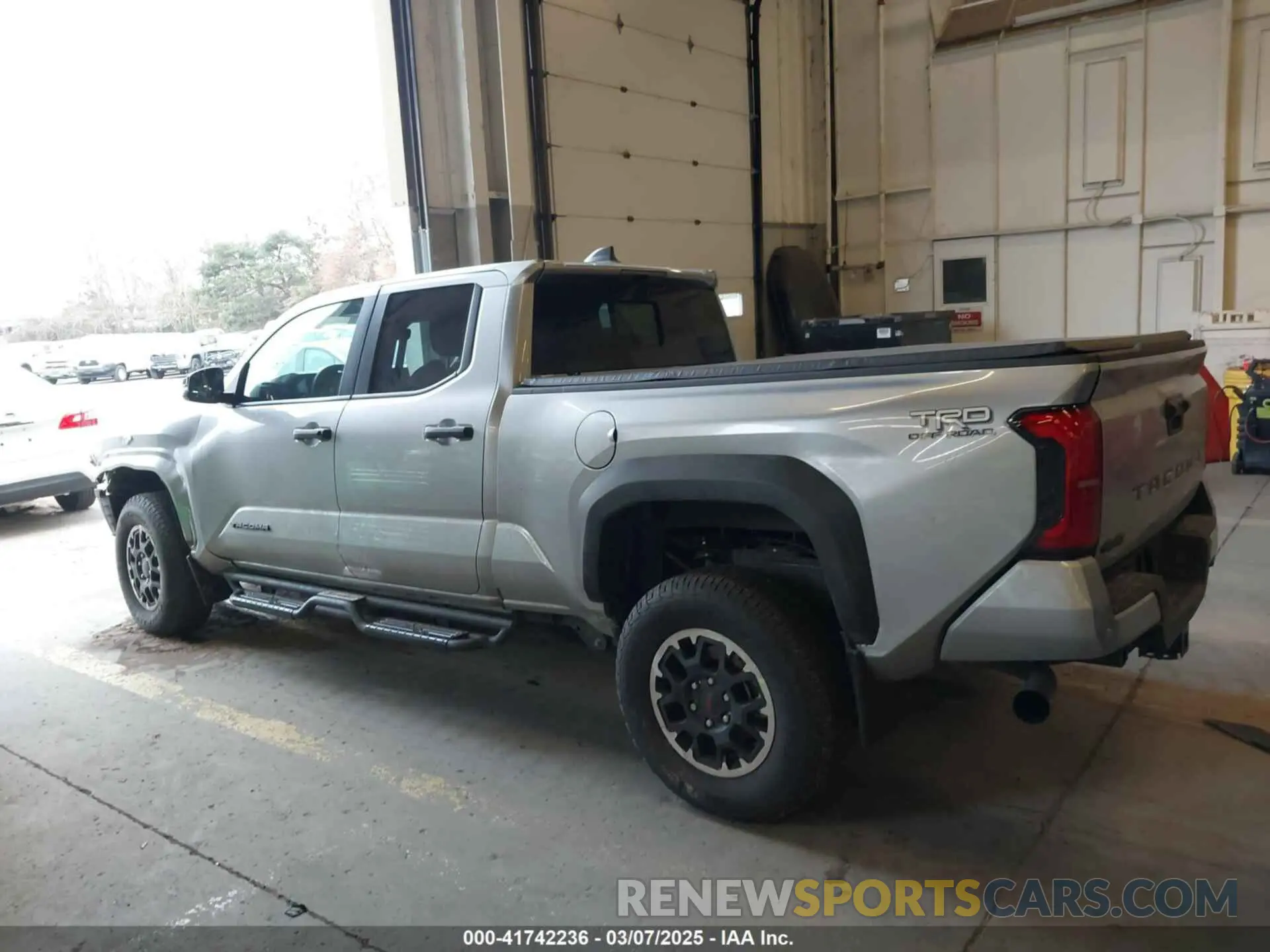 14 Photograph of a damaged car 3TMLB5JN4RM071338 TOYOTA TACOMA 2024