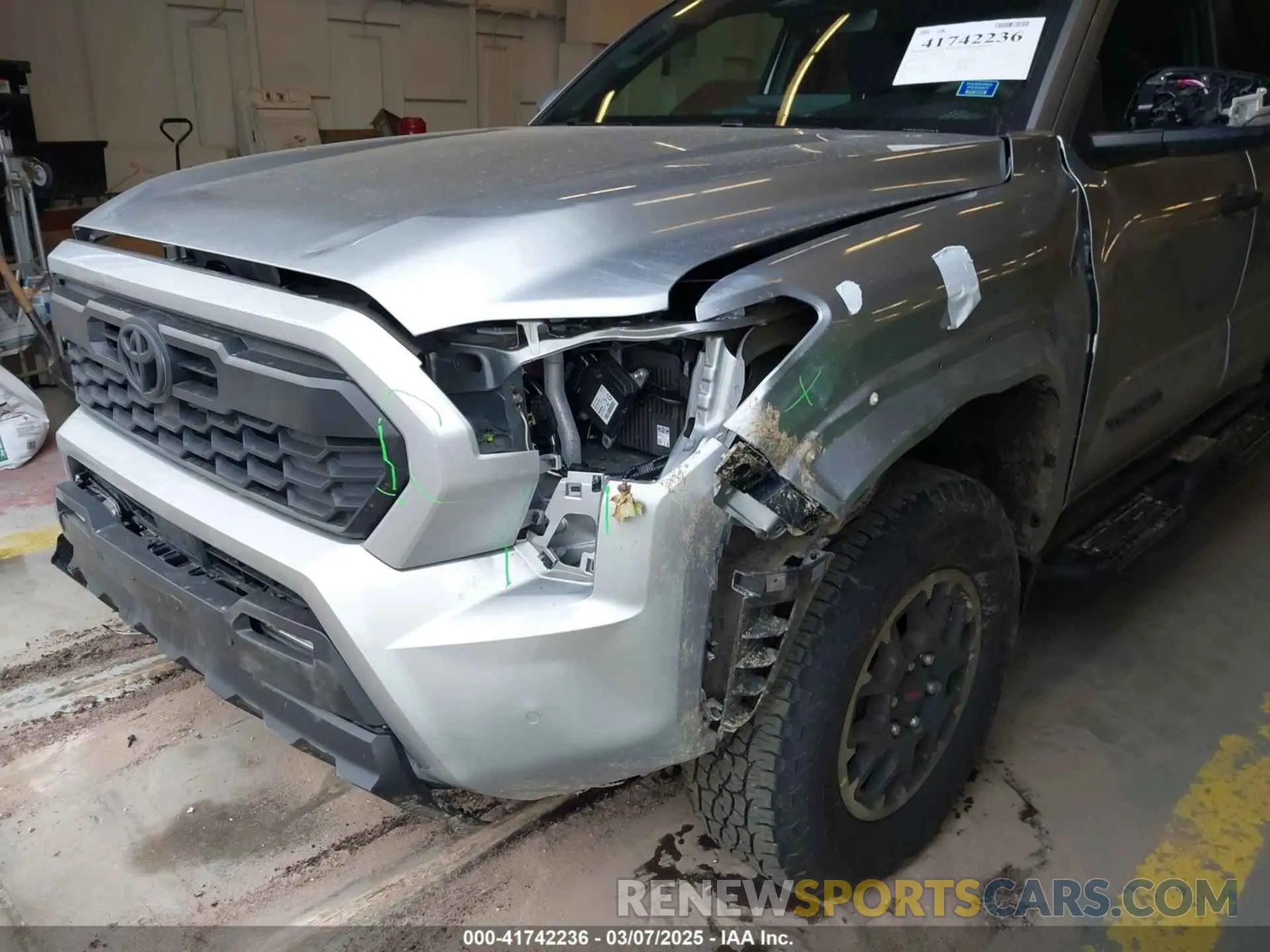 17 Photograph of a damaged car 3TMLB5JN4RM071338 TOYOTA TACOMA 2024