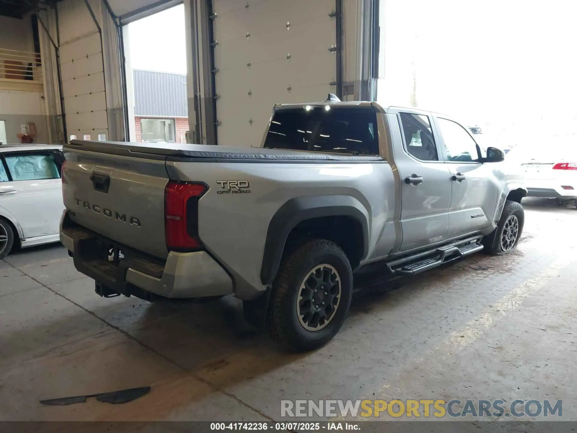 4 Photograph of a damaged car 3TMLB5JN4RM071338 TOYOTA TACOMA 2024