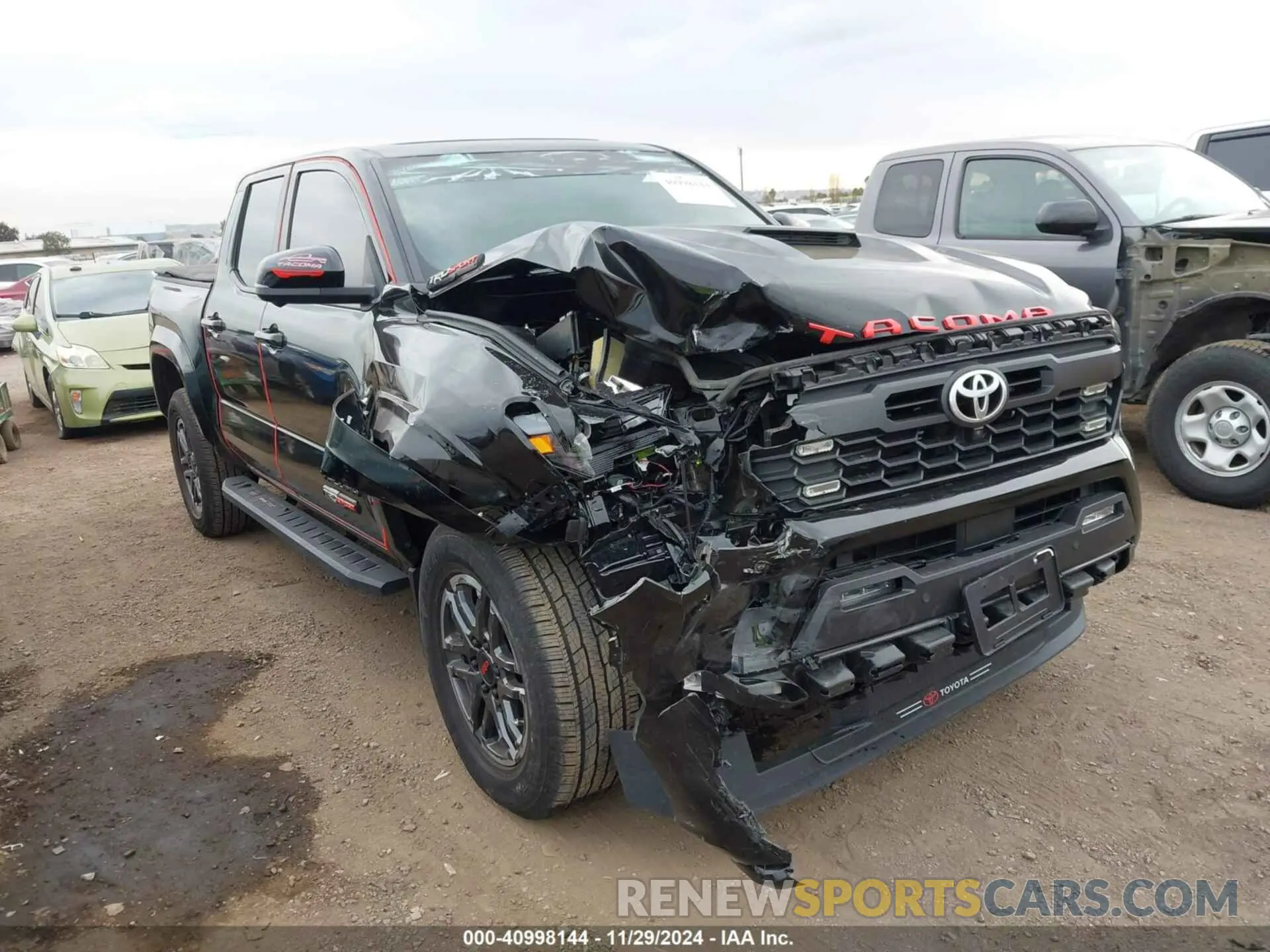 1 Photograph of a damaged car 3TMLB5JN5RM002187 TOYOTA TACOMA 2024