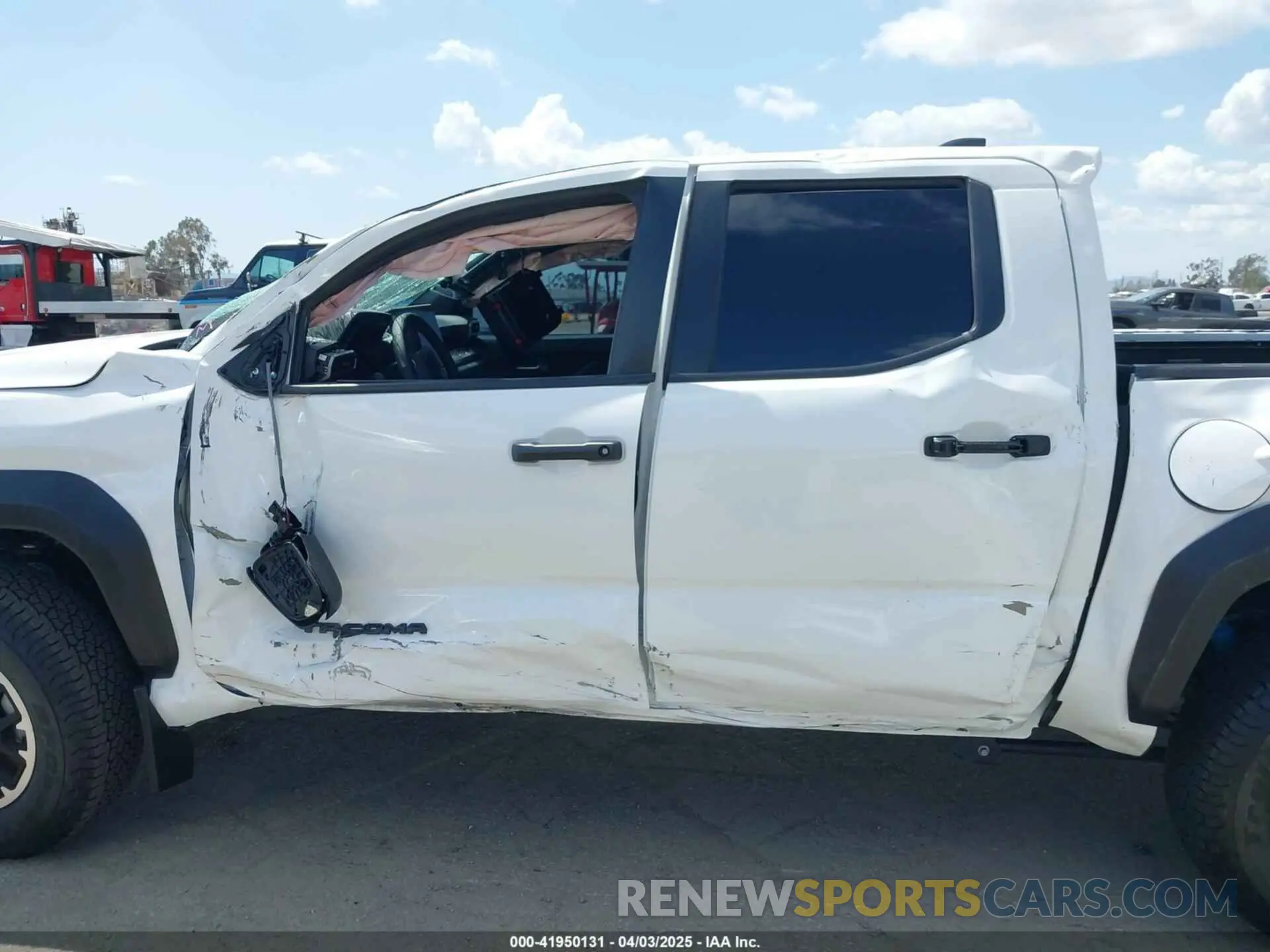 14 Photograph of a damaged car 3TMLB5JN5RM059893 TOYOTA TACOMA 2024