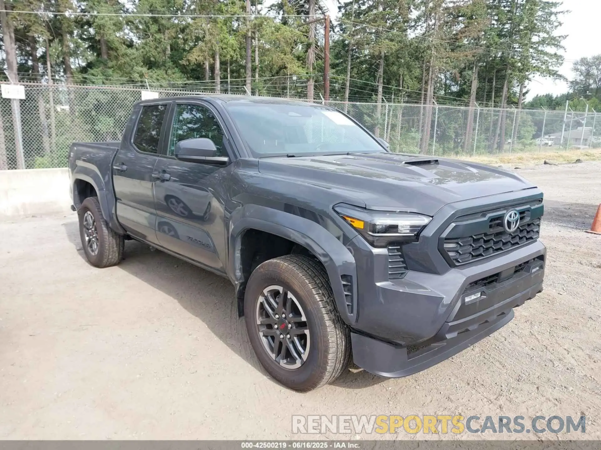 1 Photograph of a damaged car 3TMLB5JN5RM068089 TOYOTA TACOMA 2024