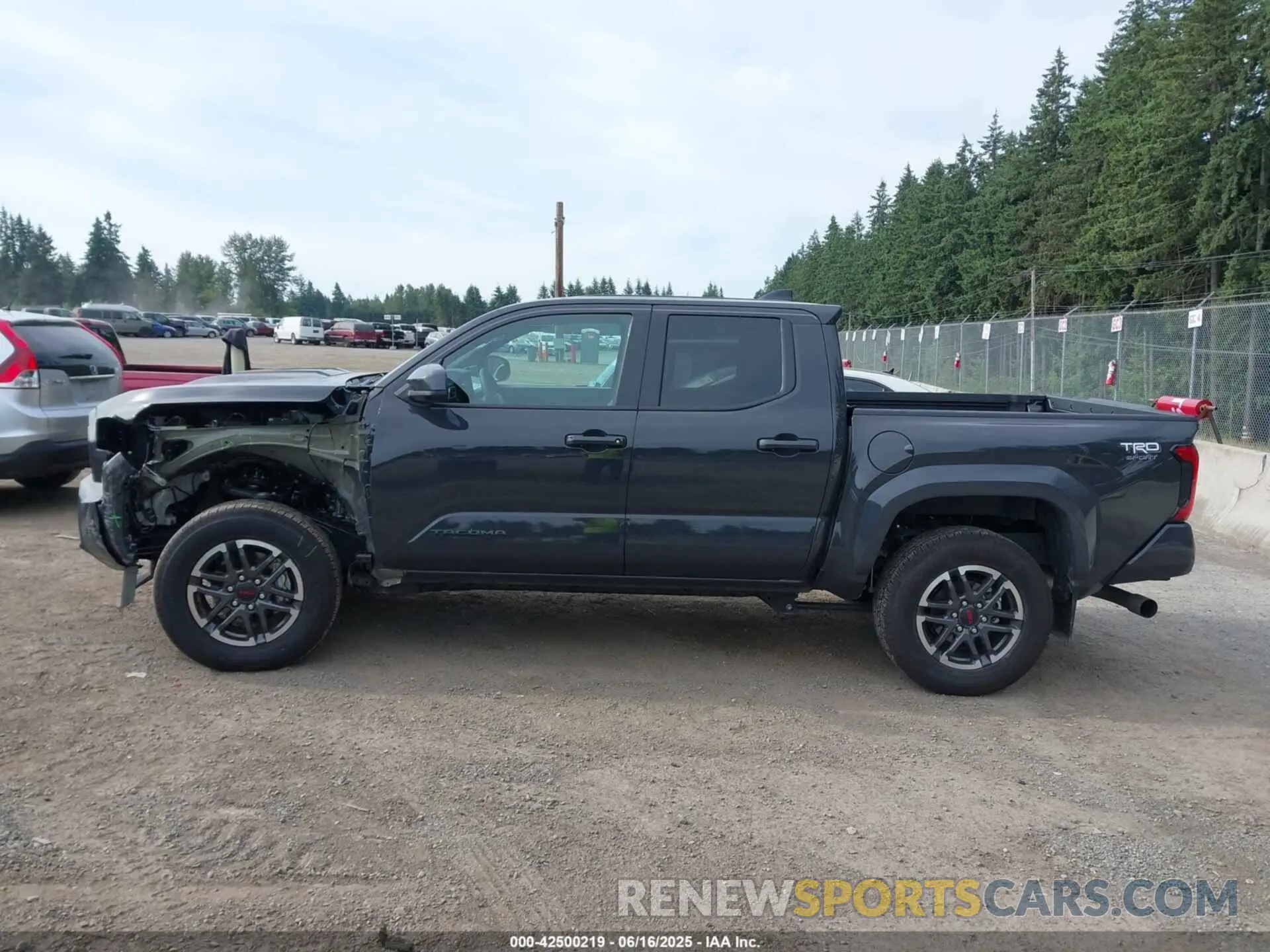 15 Photograph of a damaged car 3TMLB5JN5RM068089 TOYOTA TACOMA 2024