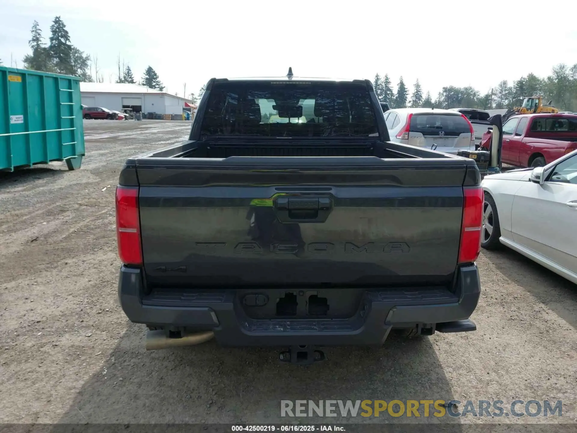 17 Photograph of a damaged car 3TMLB5JN5RM068089 TOYOTA TACOMA 2024