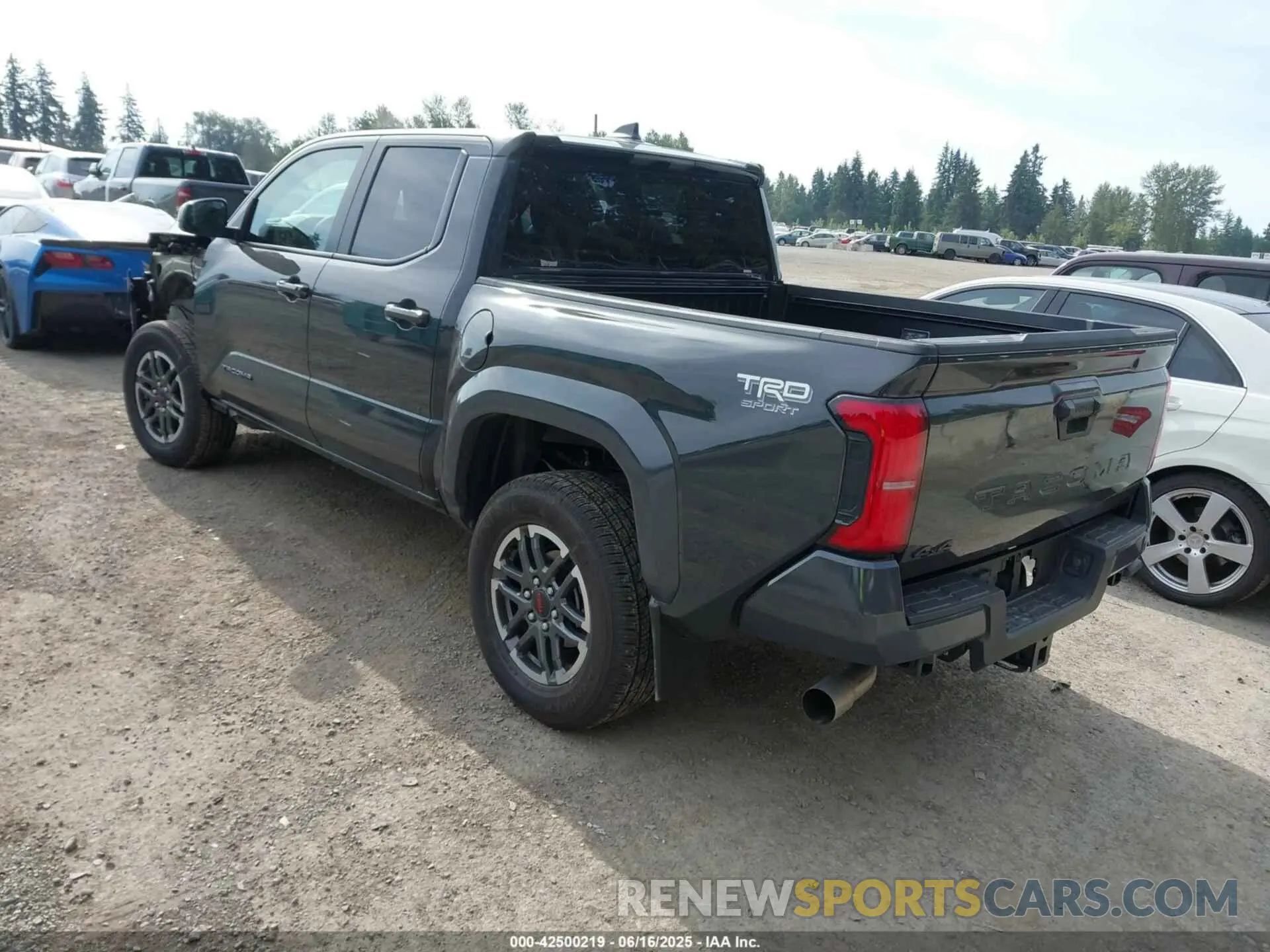 3 Photograph of a damaged car 3TMLB5JN5RM068089 TOYOTA TACOMA 2024