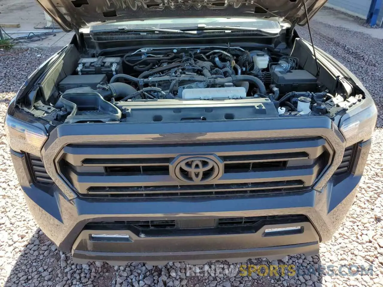 11 Photograph of a damaged car 3TMLB5JN5RM086074 TOYOTA TACOMA 2024
