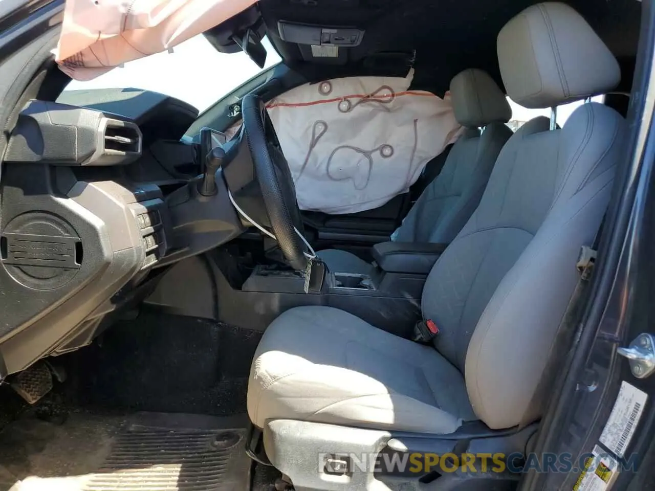 7 Photograph of a damaged car 3TMLB5JN5RM086074 TOYOTA TACOMA 2024