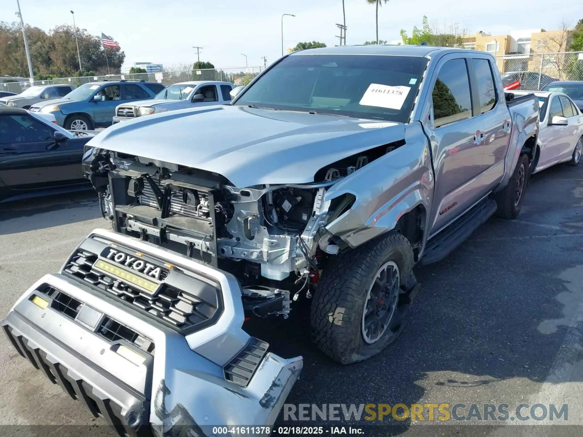 2 Фотография поврежденного автомобиля 3TMLB5JN6RM022612 TOYOTA TACOMA 2024