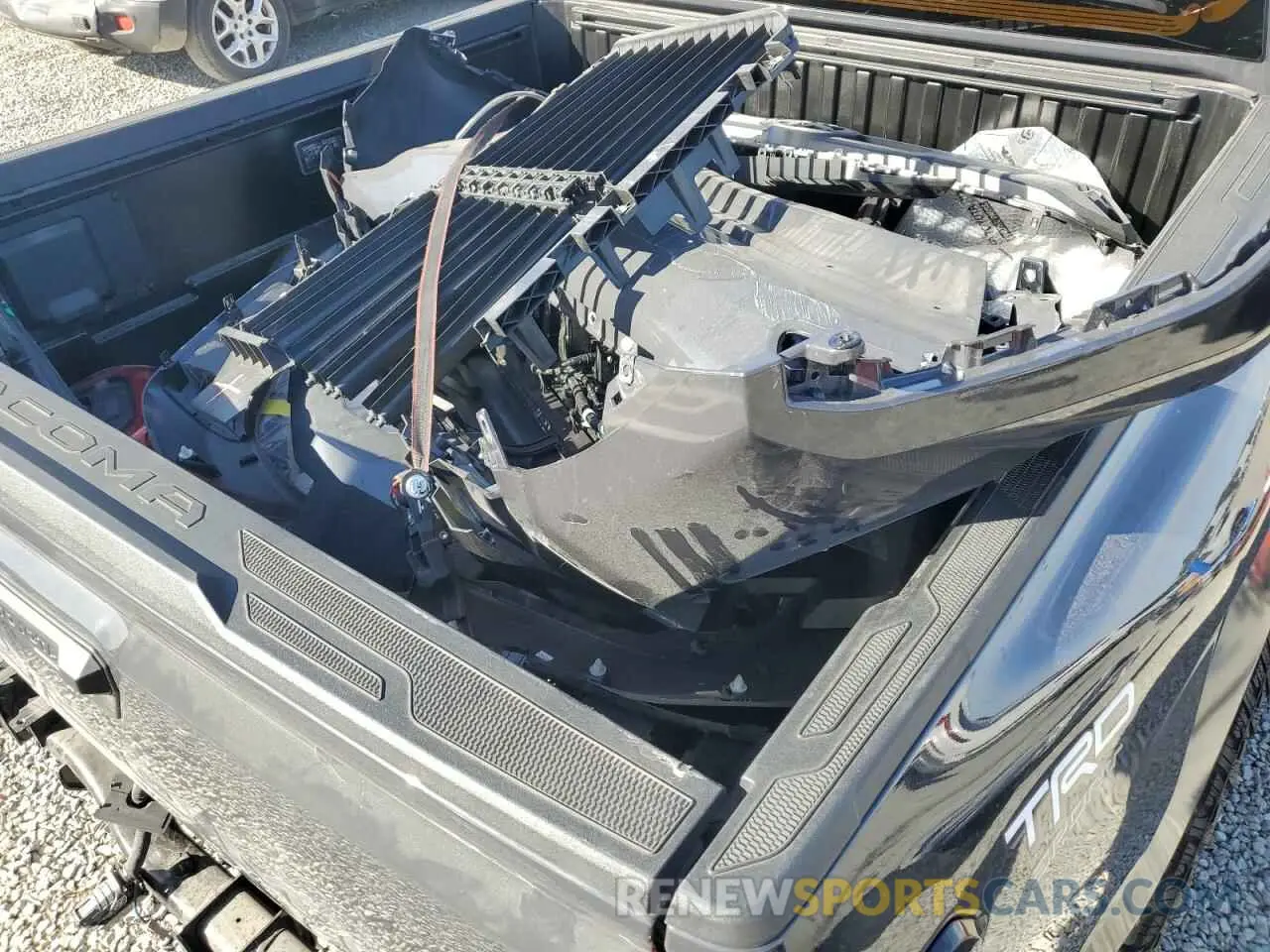 14 Фотография поврежденного автомобиля 3TMLB5JN6RM034355 TOYOTA TACOMA 2024